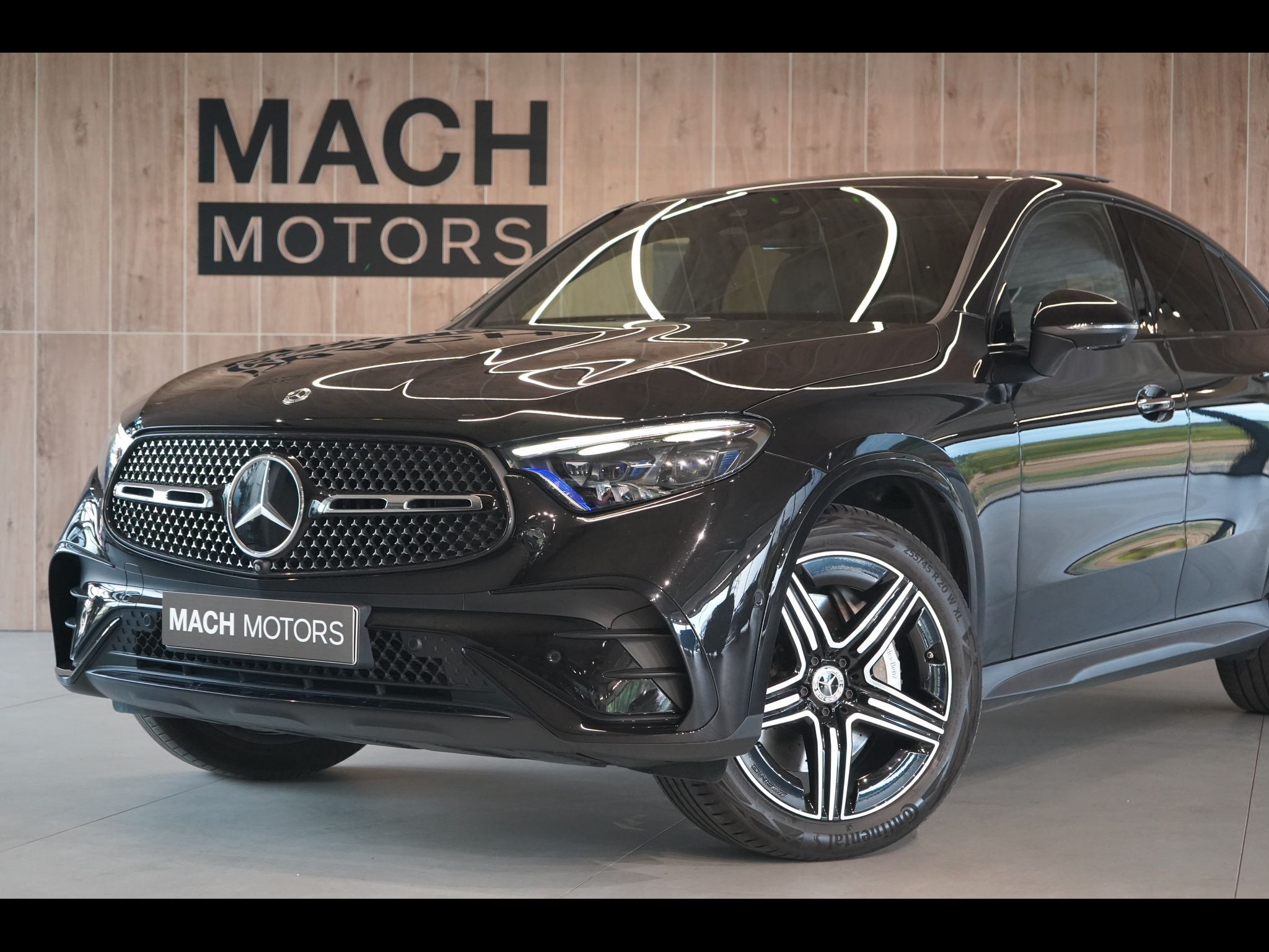 Mercedes-Benz GLC, 220d Kupé 4M AMG, Masáž, 360° - fotka 2
