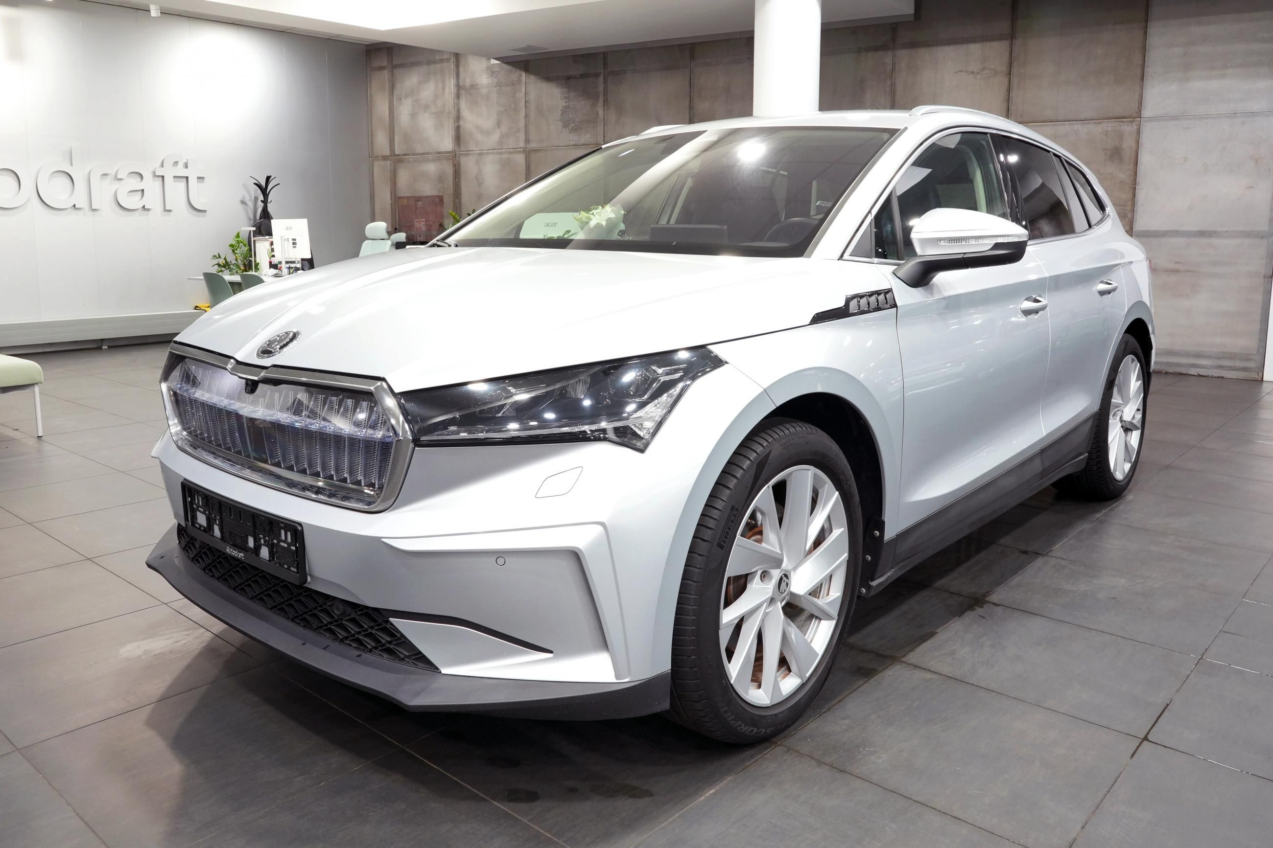 Škoda Enyaq iV, iV 80x 195kW 4x4 / Tažné / - fotka 2