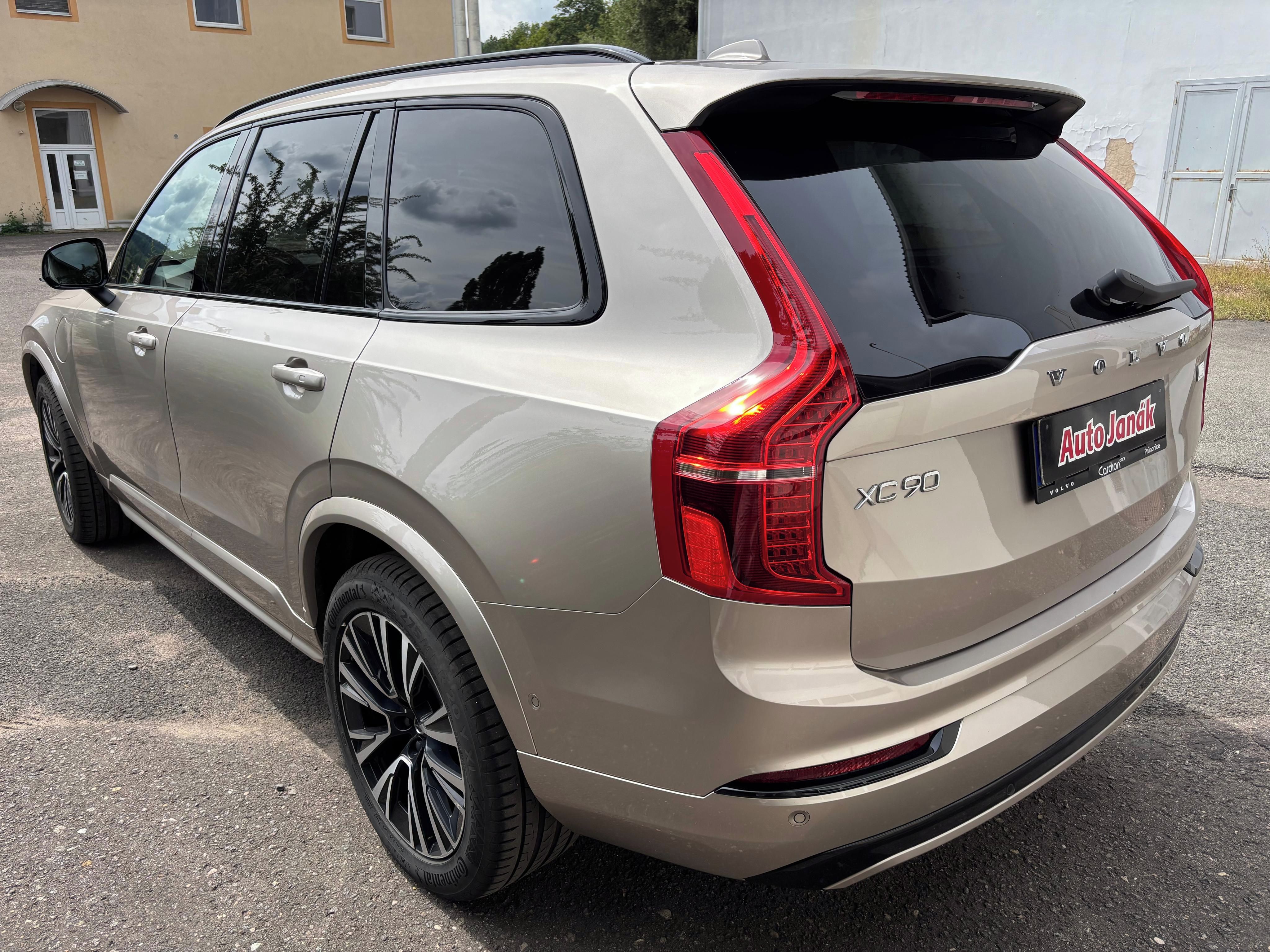 Volvo XC90, T8 AWD RECHARGE 7míst Plug-in - fotka 5