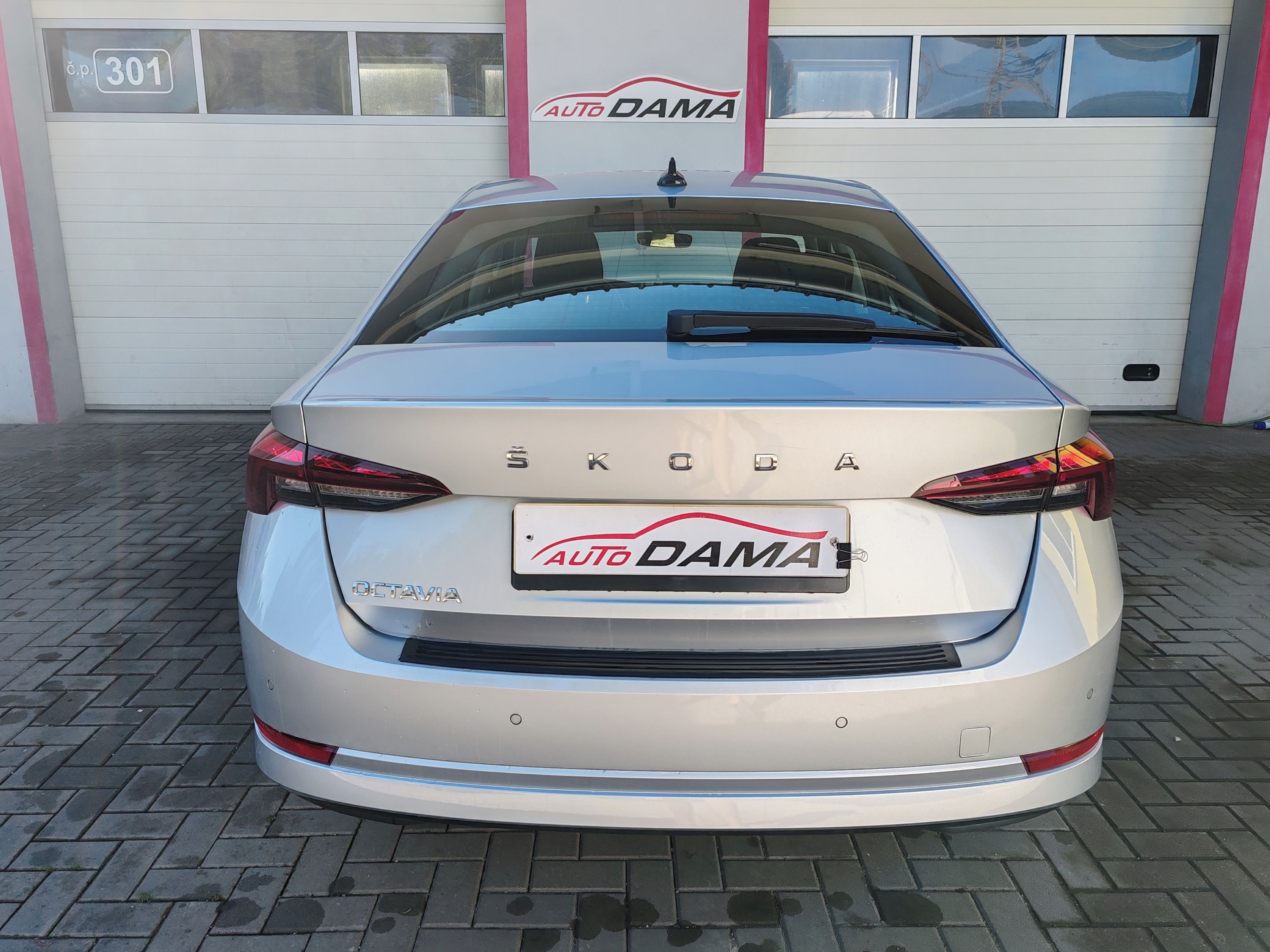 Škoda Octavia, 2.0TDI Ambition 1 Maj*ČR*DPH - fotka 5
