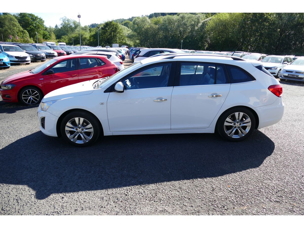 Chevrolet Cruze, 1,4 TURBO 103KW DIGI-KLIMA - fotka 4