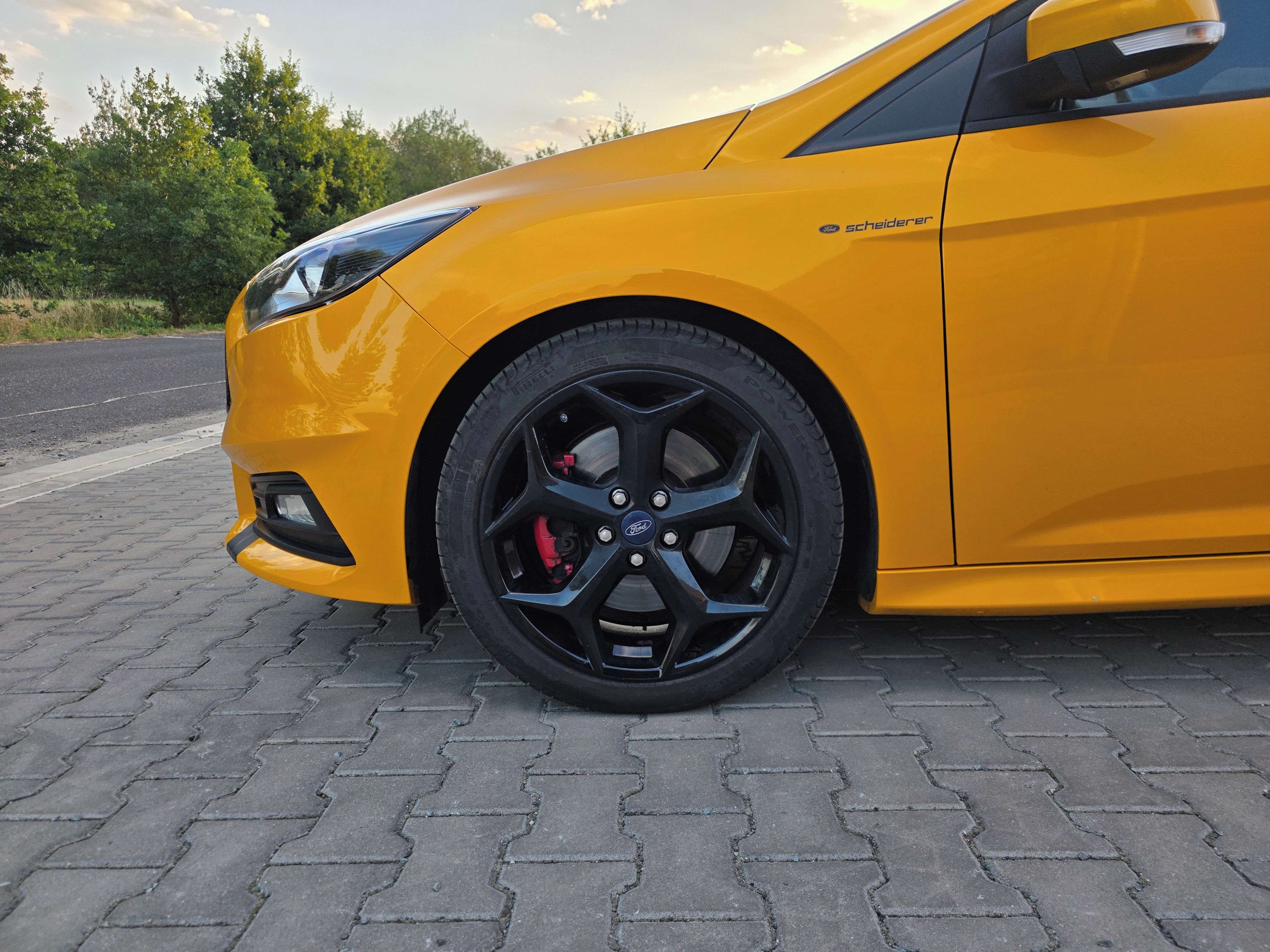 Ford Focus, 2.0 ST 184kW Recaro Top Stav - fotka 5