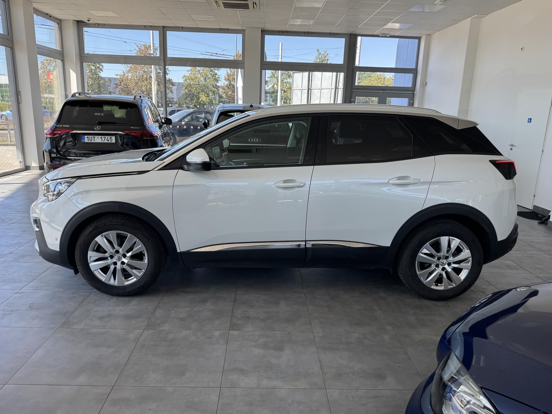 Peugeot 3008, 1,2I STT ALLURE NAVI KAMERA - fotka 4