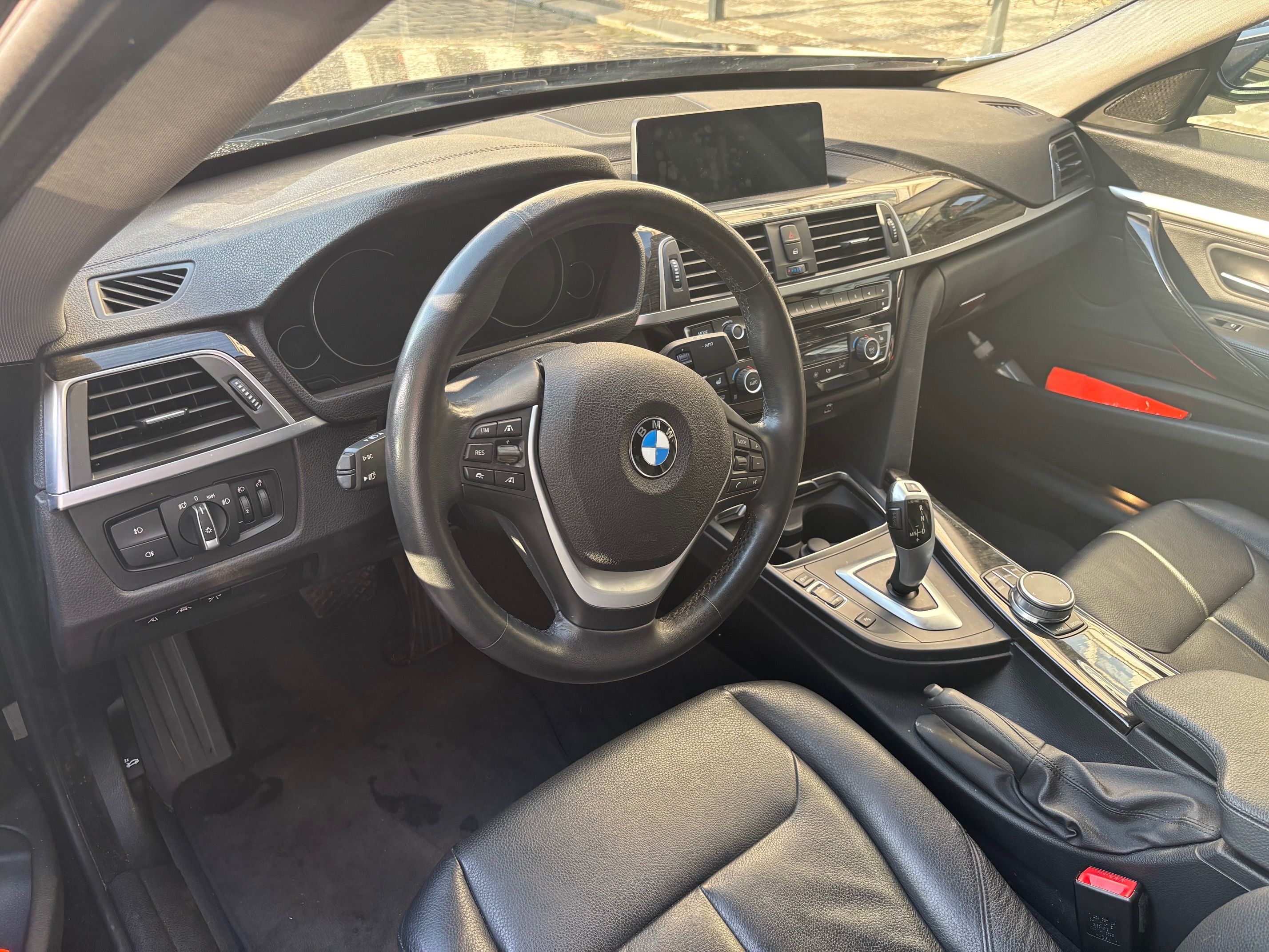 BMW Řada 3, BMW 320d GTI xDrive - fotka 5