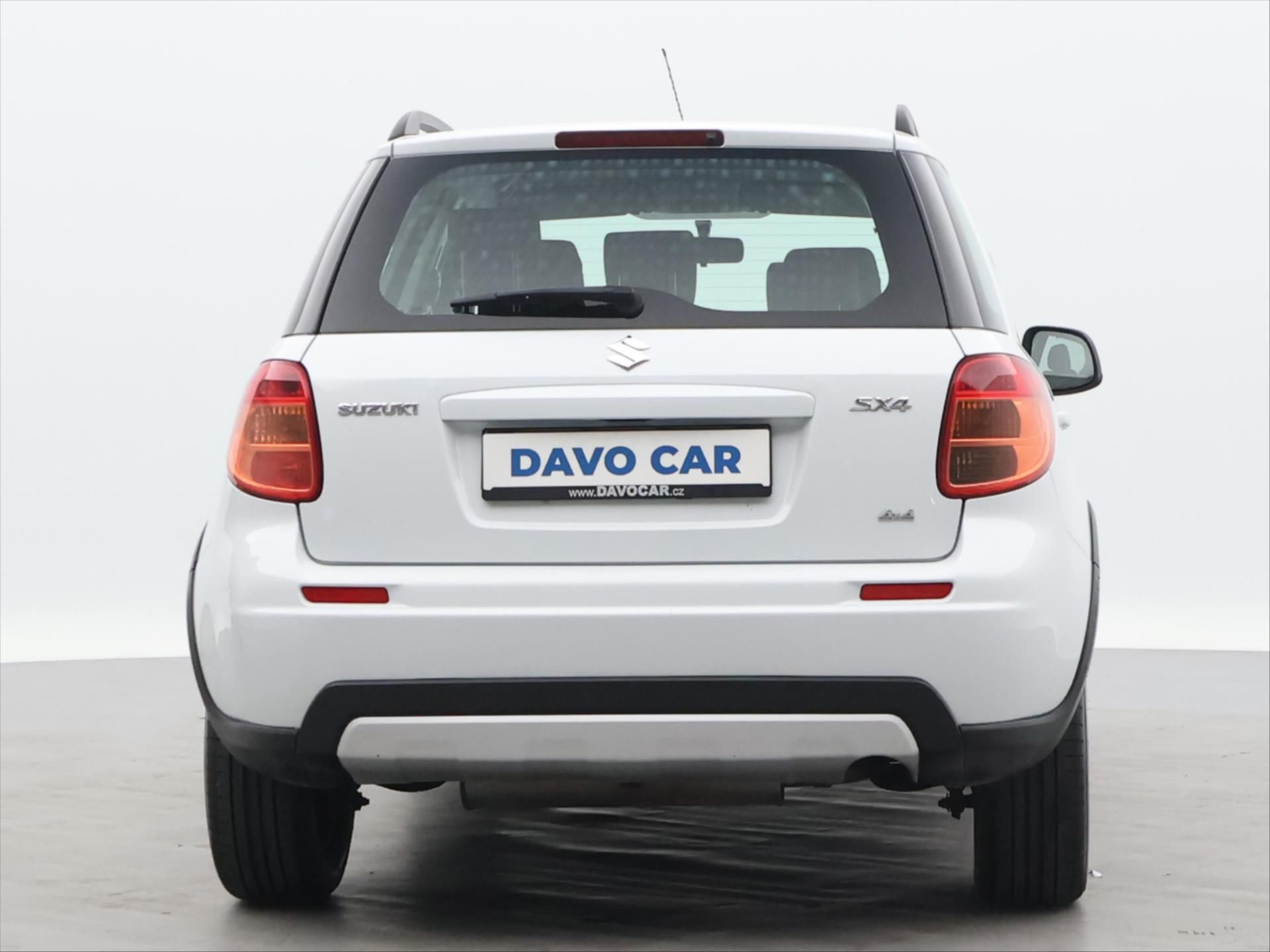 Suzuki SX4, 1.6 VVT 88kW 4x4 Klima - fotka 6