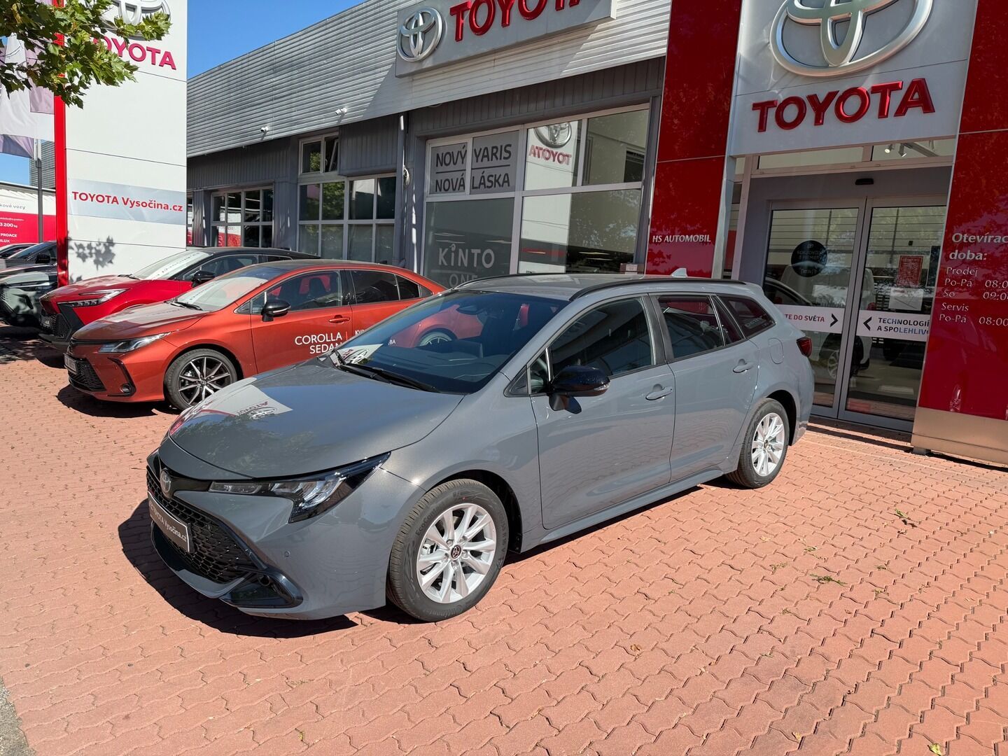 Toyota Corolla, 1.8L hybrid e-CVT (2x4)