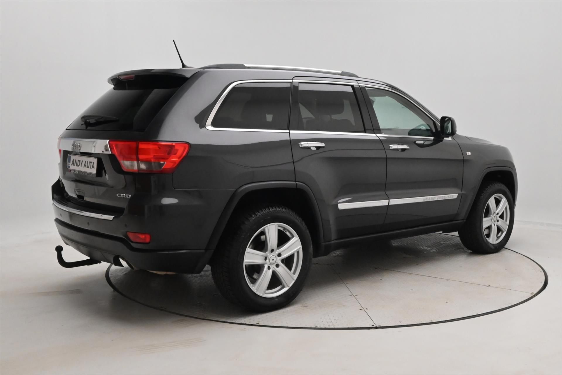 Jeep Grand Cherokee, 3,0 CRD 177 kW 4x4 AT Overland - fotka 5