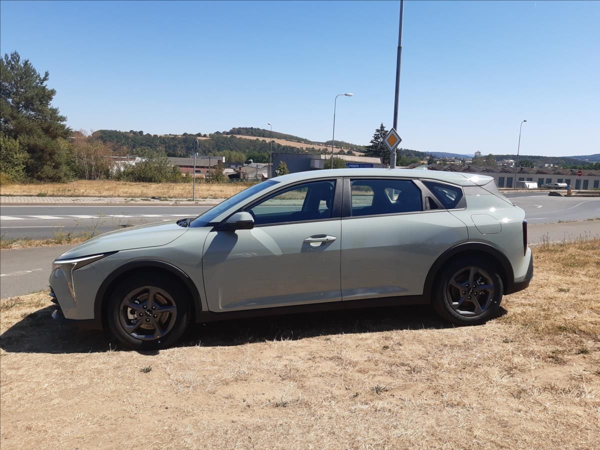 Kia K4, SPIN 1,6 110kW AT7 - fotka 2