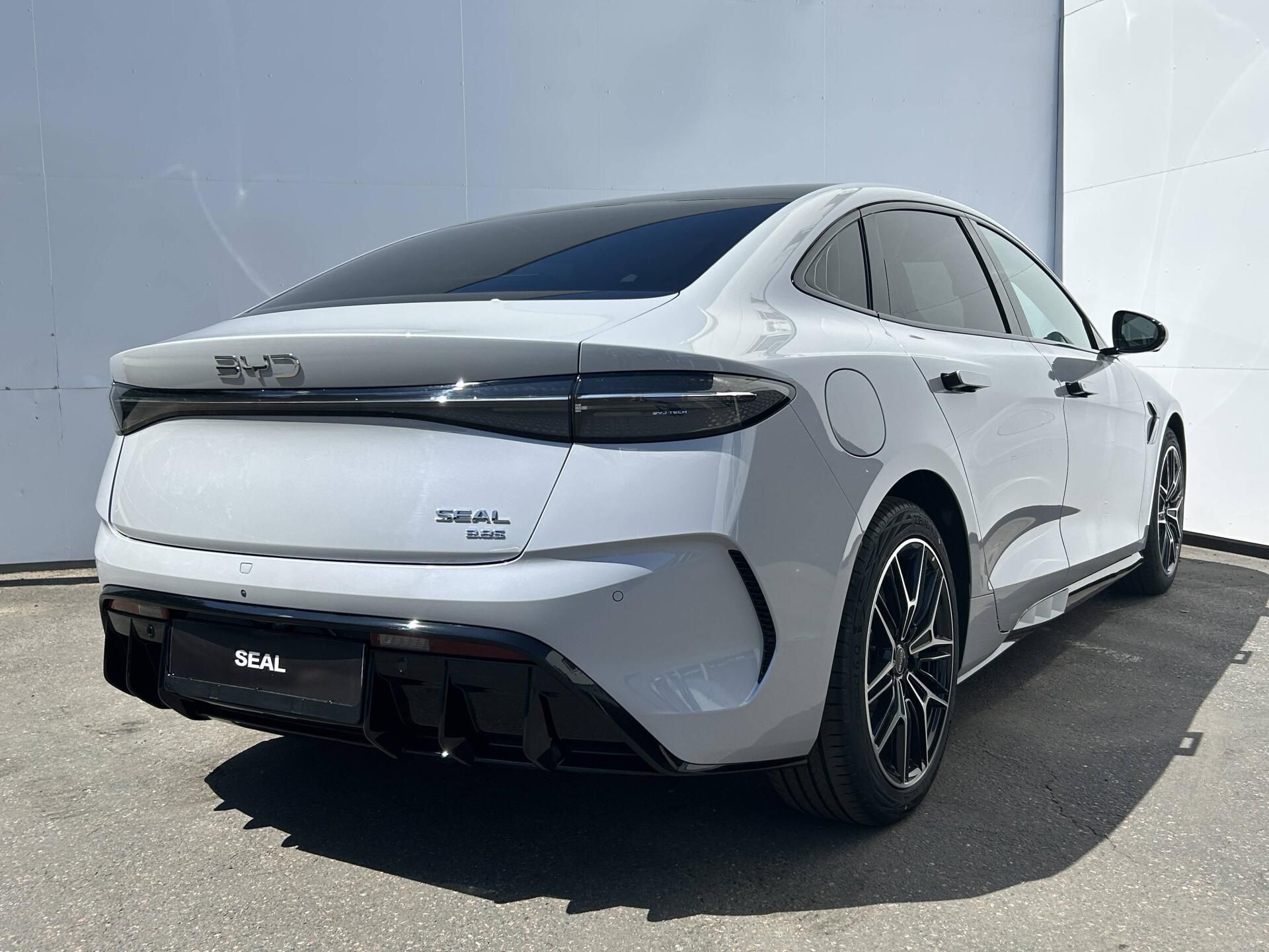 BYD Seal, Excellence AWD 82 kWh - fotka 4