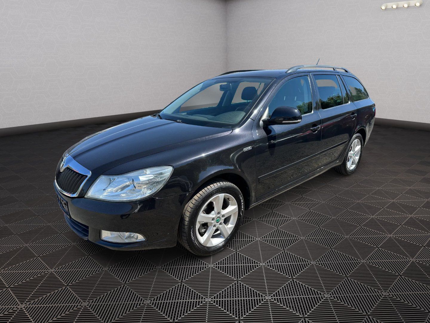 Škoda Octavia, 2,0TDI 103kw  Family - fotka 3