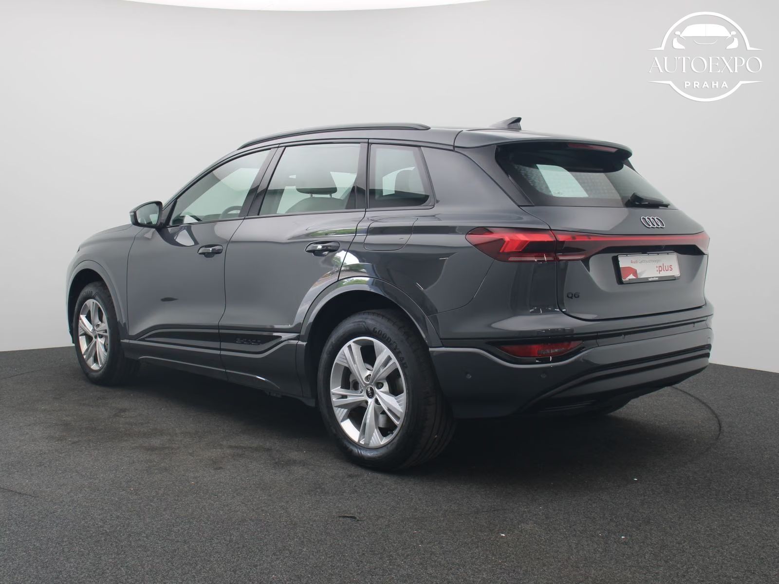 Audi Q6 e-tron, quattro - fotka 4