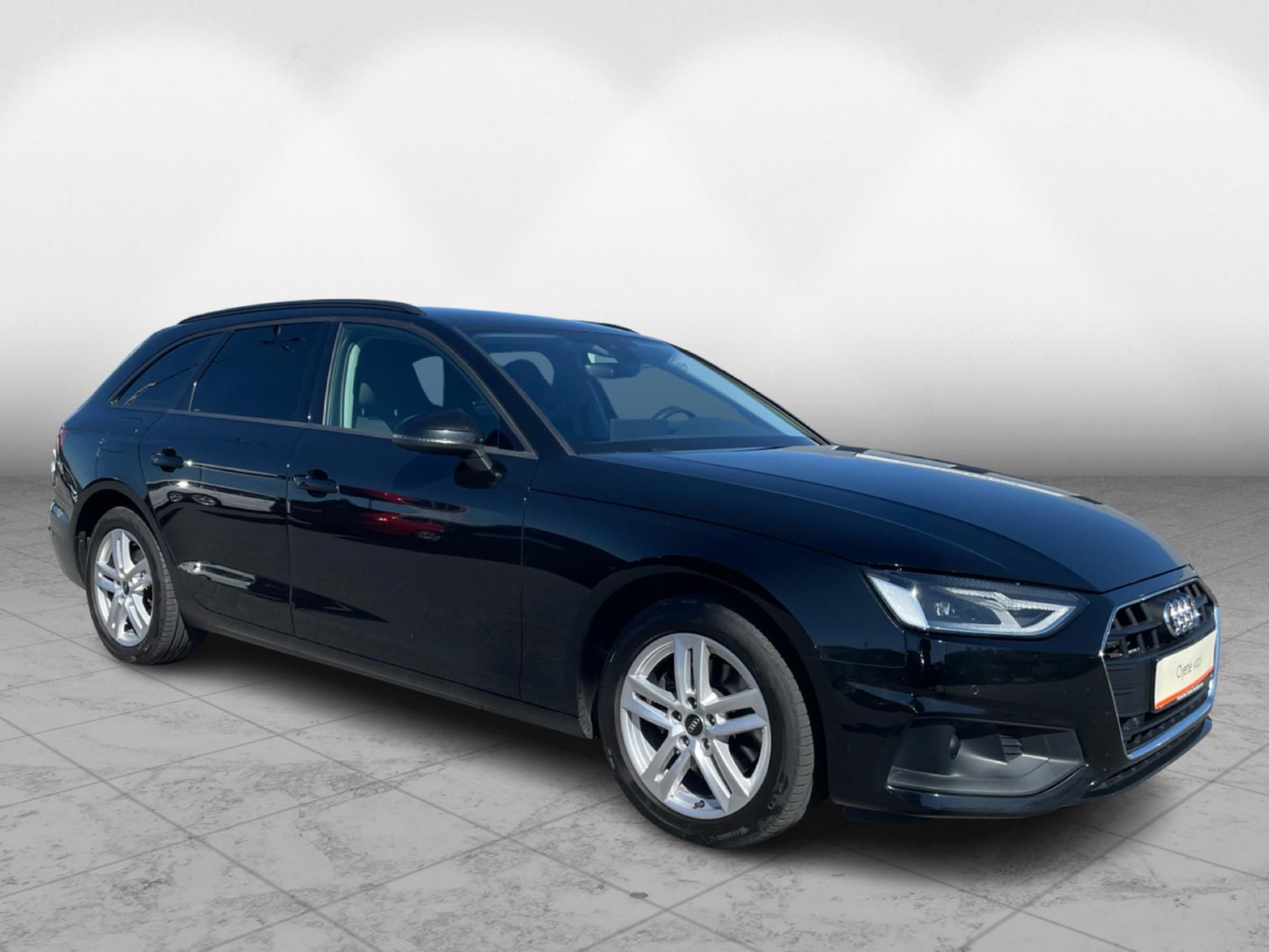 Audi A4, Avant 35 TDi - fotka 6