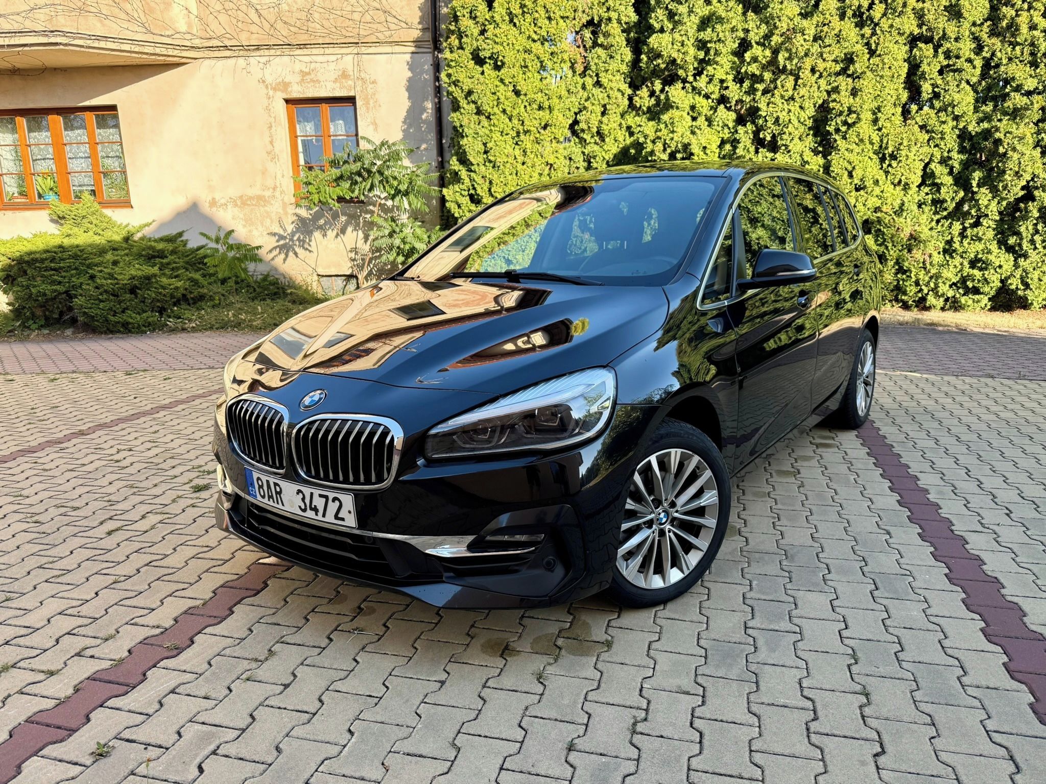 BMW Řada 2, GT - Luxury line,7 míst, tažné