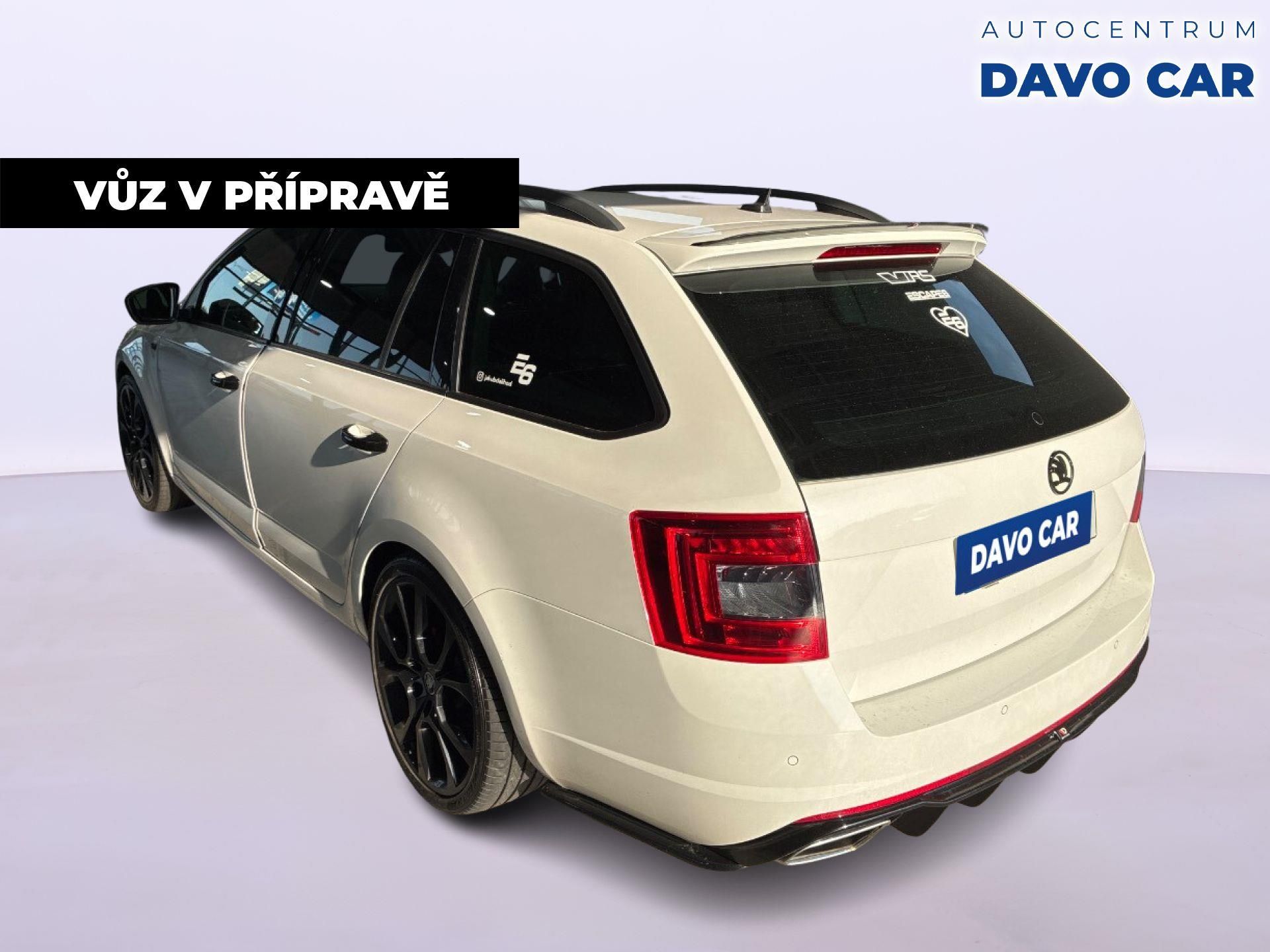 Škoda Octavia, 2,0 TDI 135kW Xenon RS - fotka 2