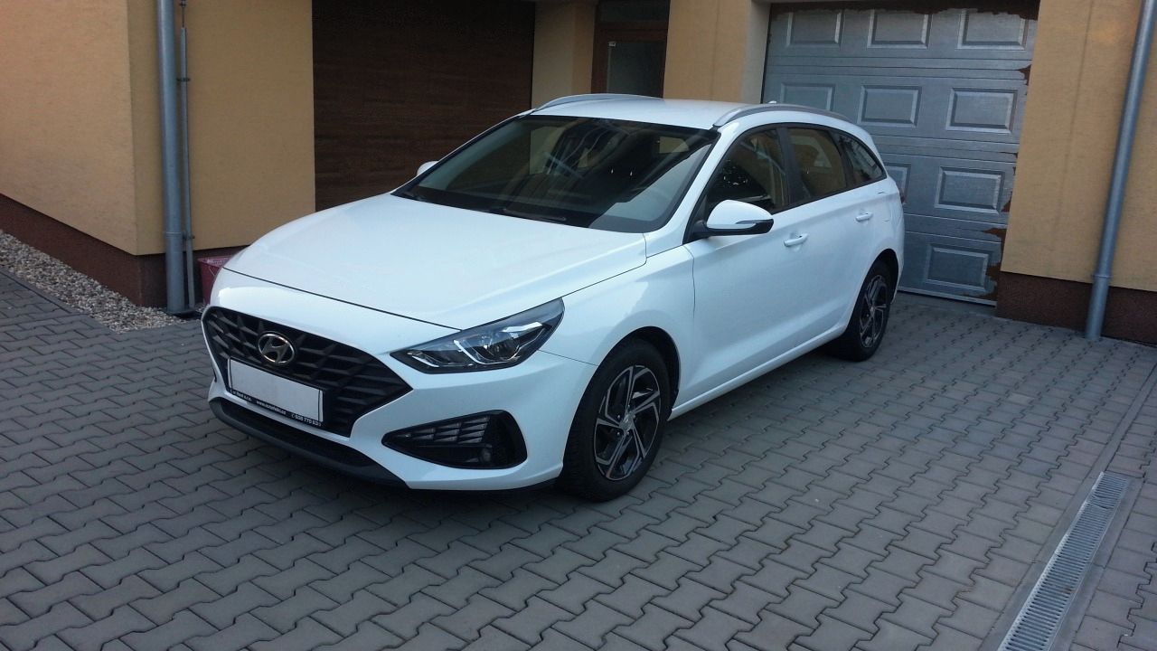 Hyundai i30, 1.0 T-Gdi Family Comfort Kombi - fotka 3