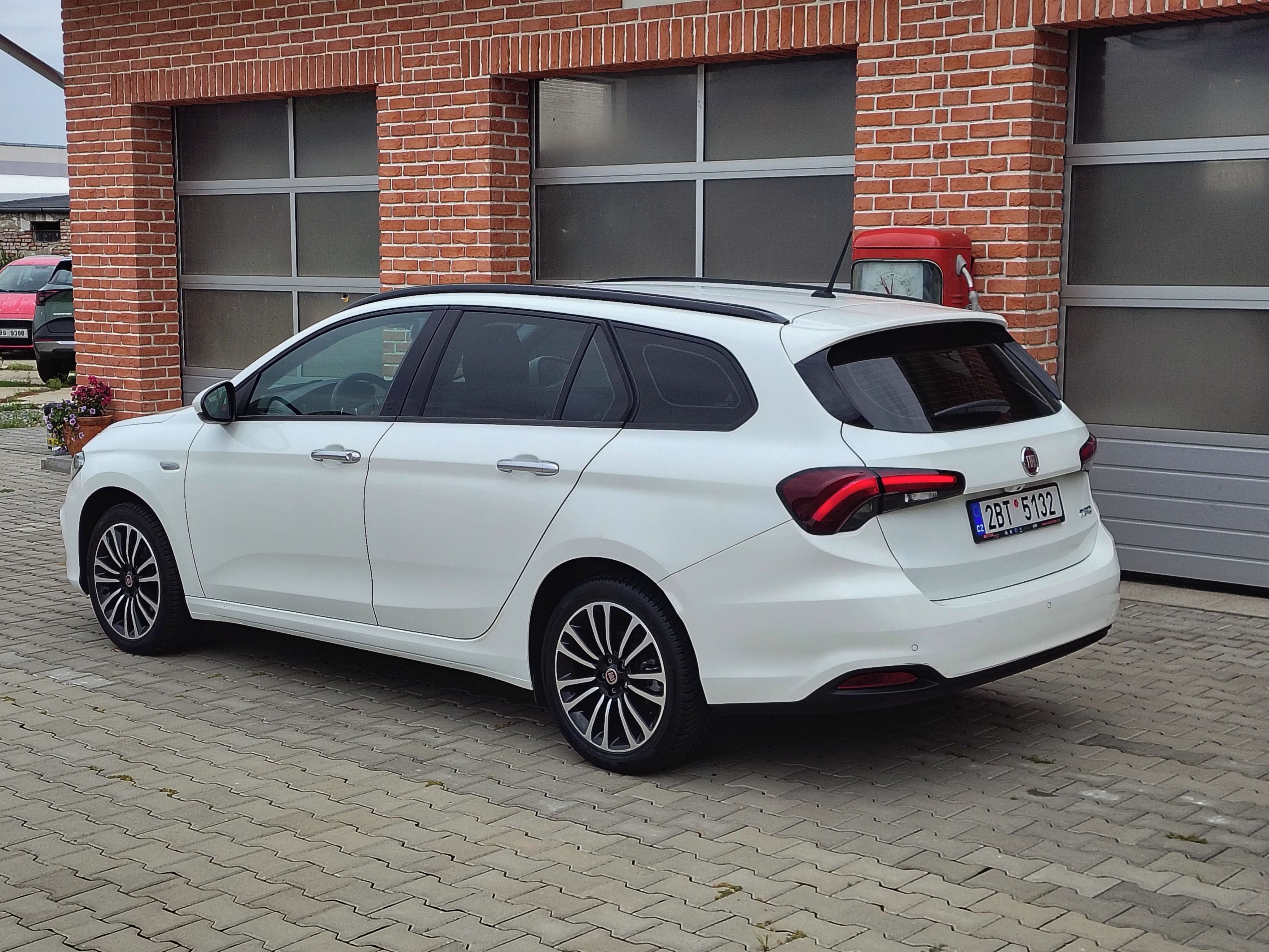 Fiat Tipo, 1,0 Fire Fly 100k LIFE - fotka 6