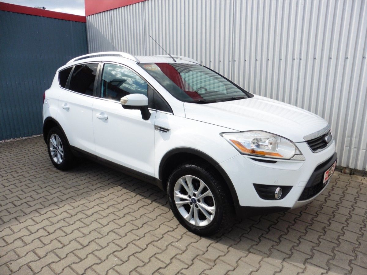 Ford Kuga, 2,0 TDCi Titanium 4X4 - fotka 2
