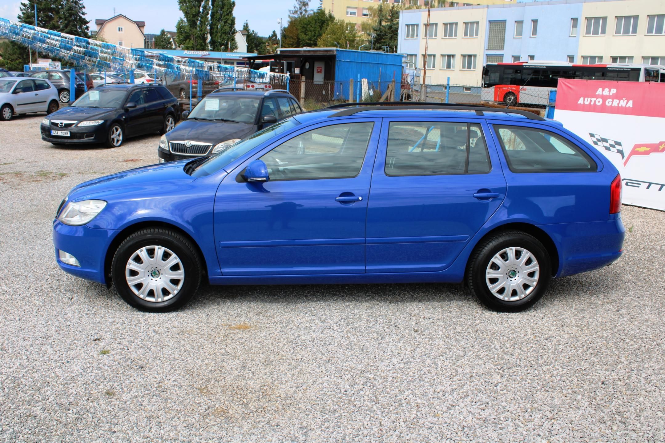 Škoda Octavia, 1.6 MPI KLIMA EL.OKNA TEMPOMAT - fotka 4