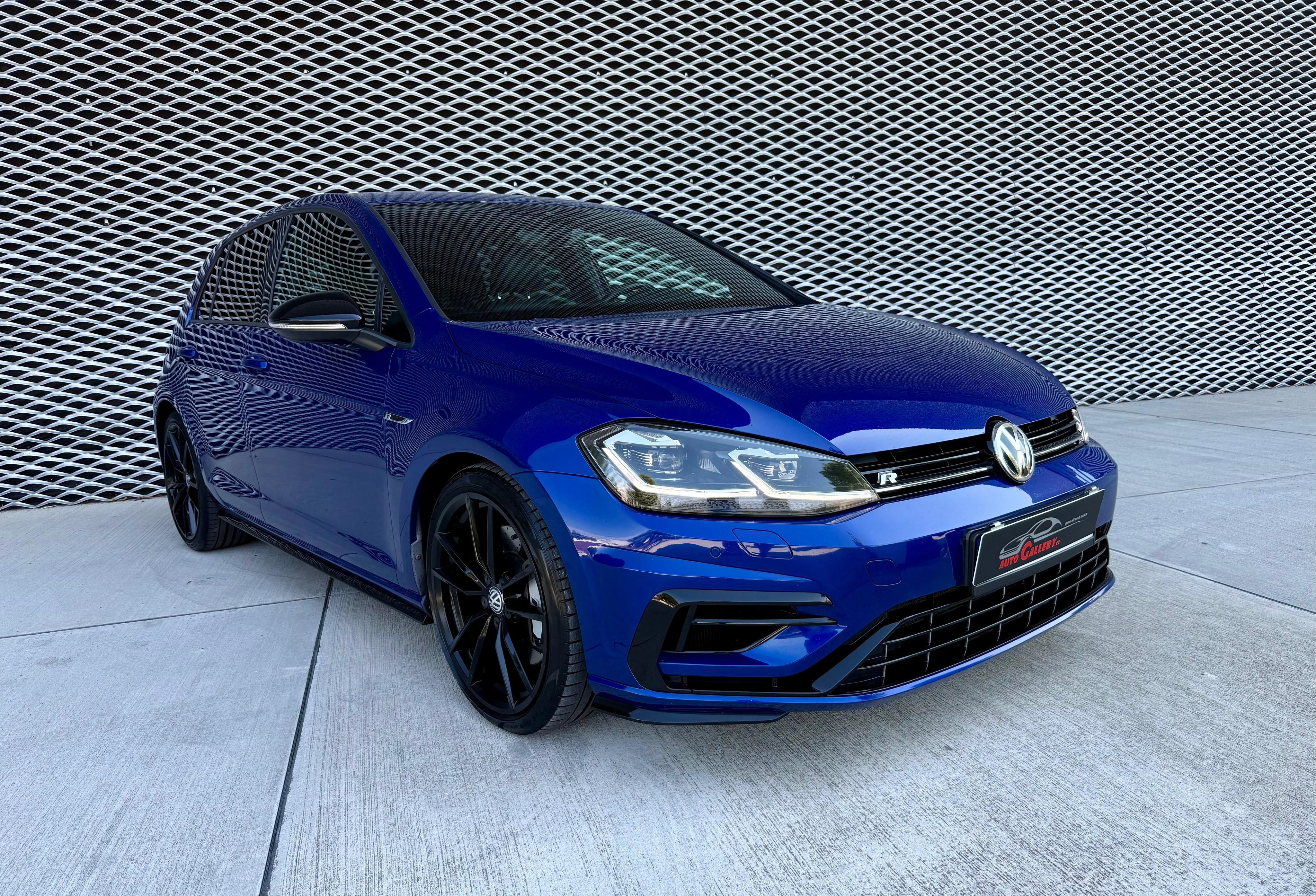 Volkswagen Golf, R 2.0 TSi DSG 228 kW - fotka 6