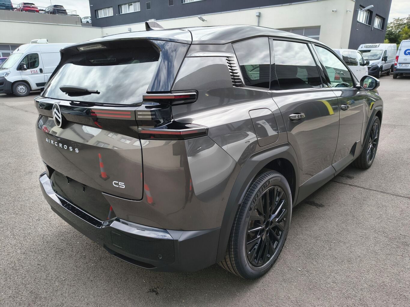 Citroën C5 Aircross, 6044 MAX Plug-in Hybrid 225 - fotka 4