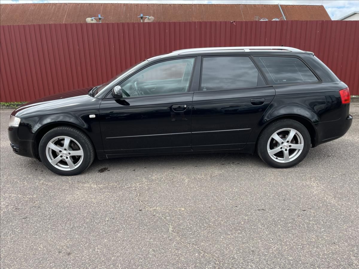 Audi A4 Avant, 2,0 TDi 103 KW AUTOMAT K - fotka 4