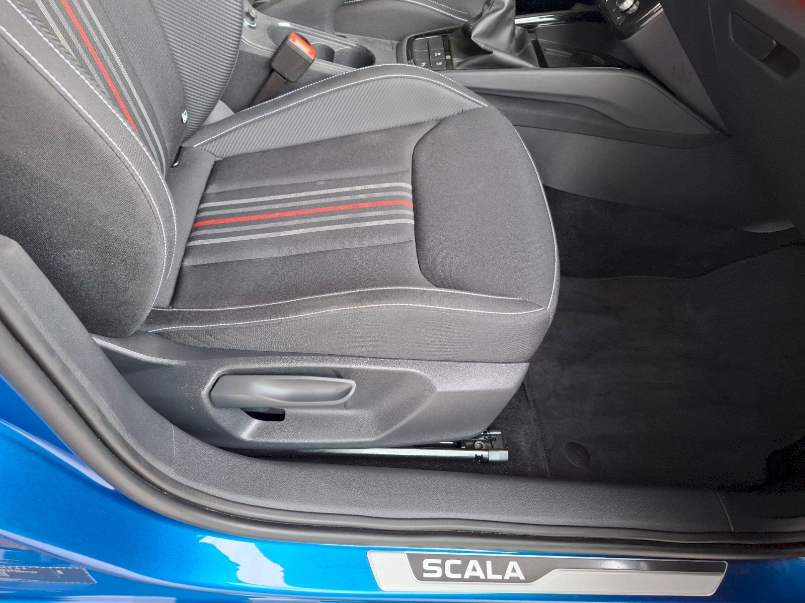 Škoda Scala, MONTE CARLO TSI 85/1.0 M6F - fotka 6