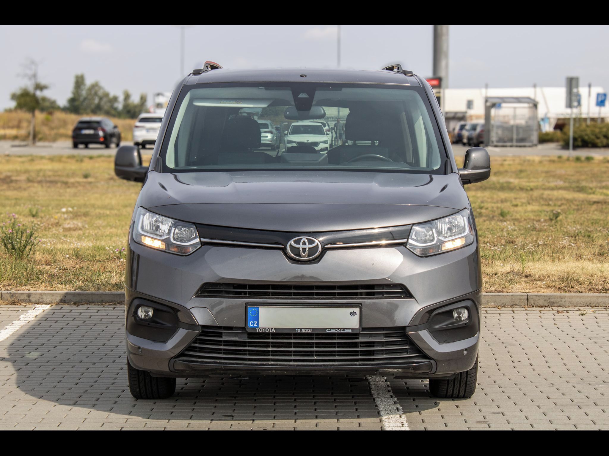 Toyota Proace City Verso, 2020 AT 96kW - fotka 2
