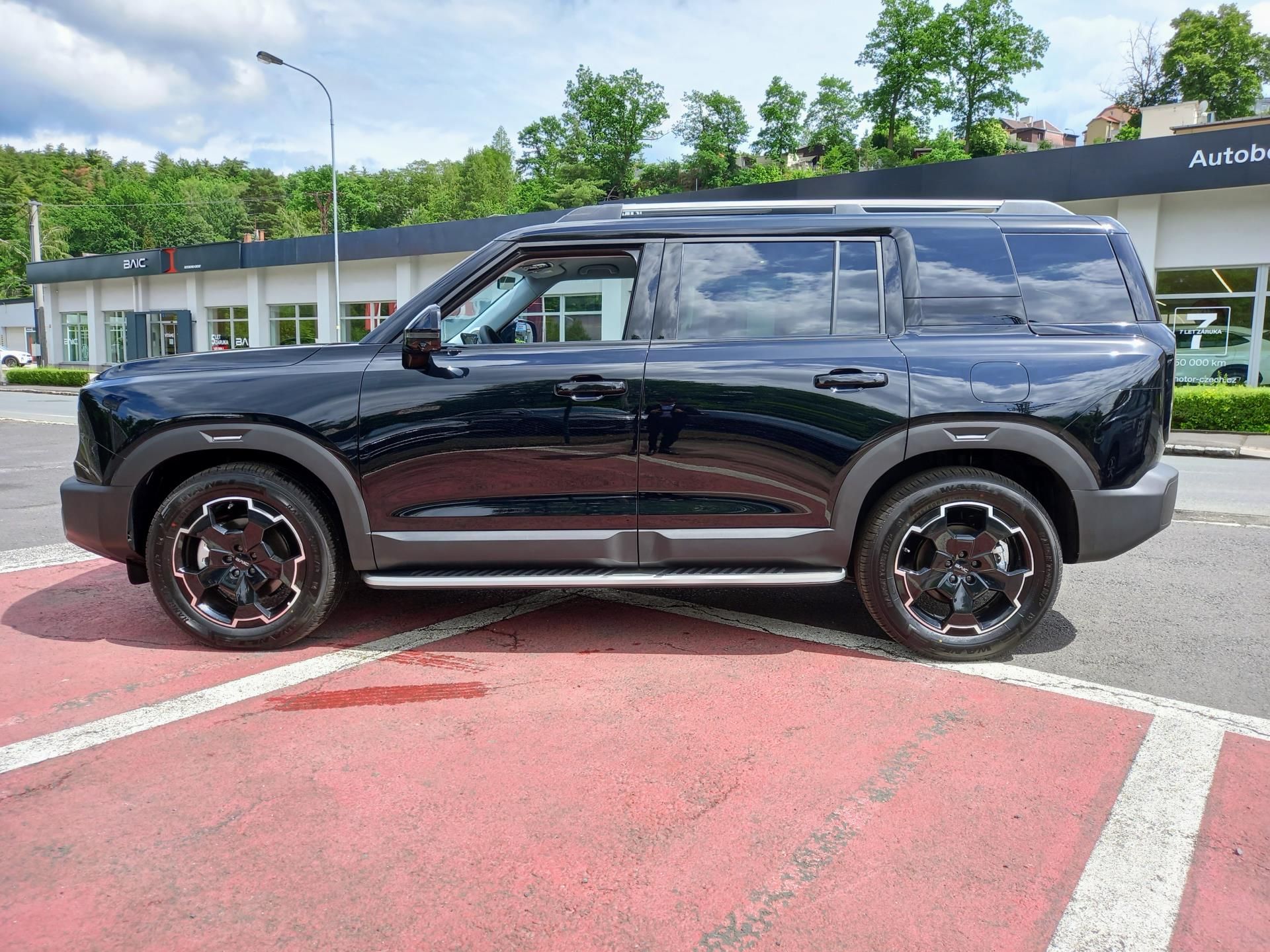 BAIC BJ30, ALL IN 1.5T 298kW HEV 4×4 - fotka 4