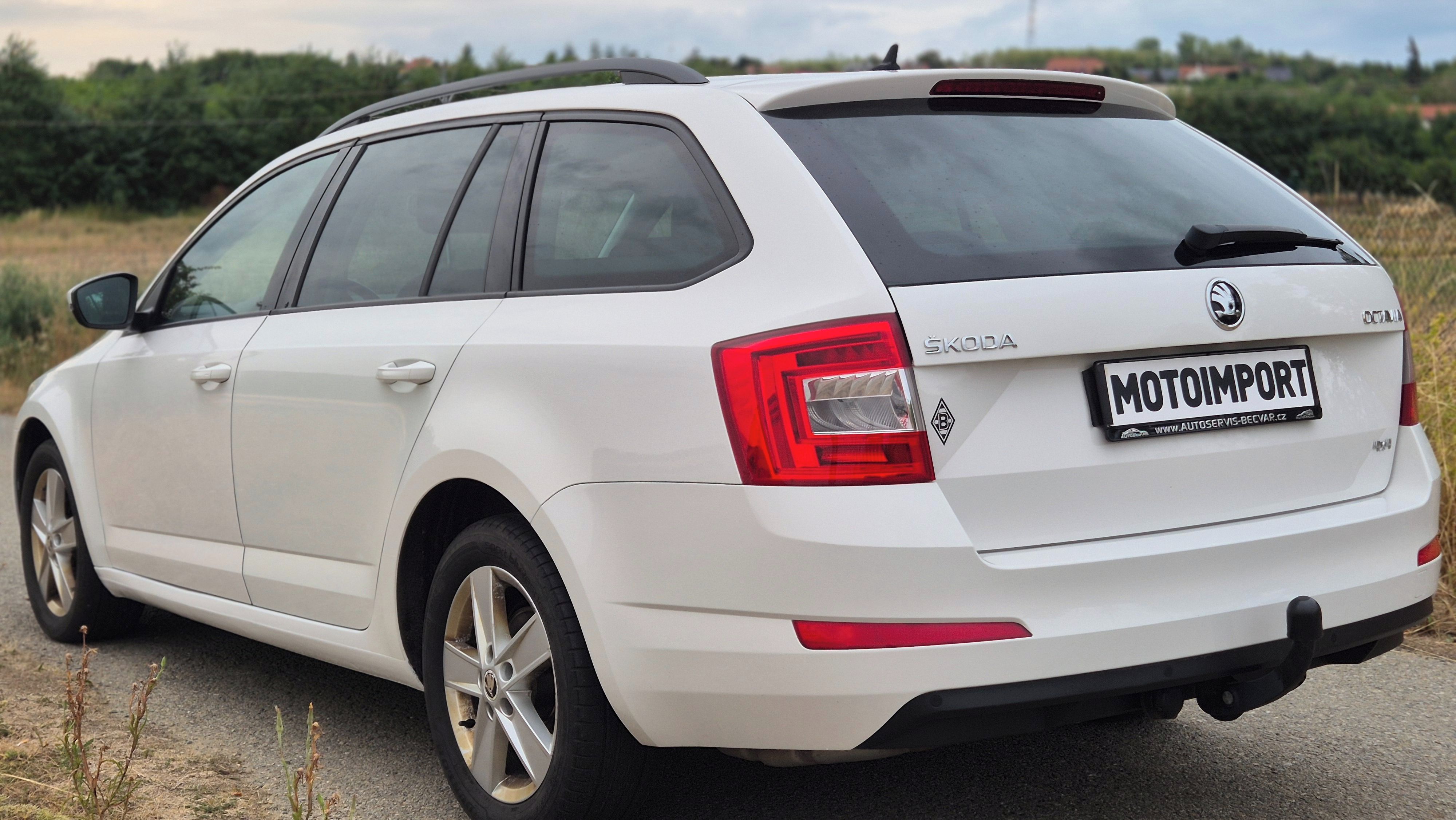 Škoda Octavia, III. 1.6 TDI 4x4 81 KW pěkná - fotka 4