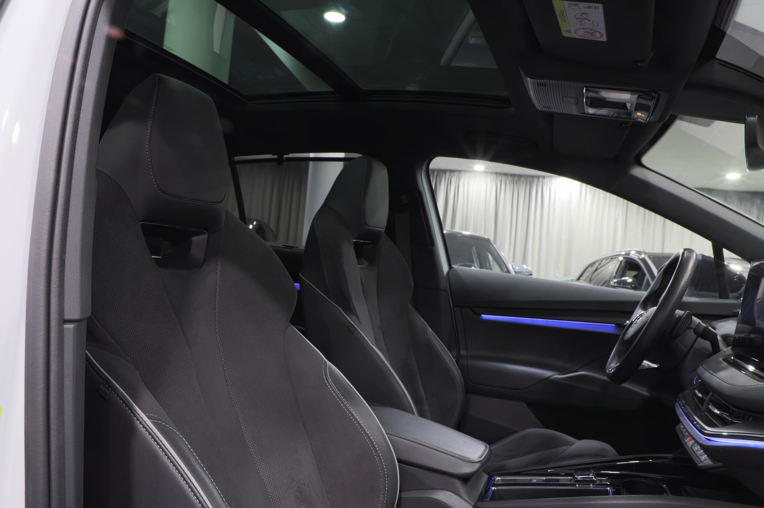 Škoda Enyaq iV, iV 60 Sportline 132kW Tepelko - fotka 6