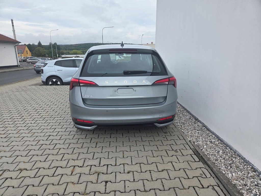 Škoda Scala, Classic 1,0TSI 85kW - fotka 6