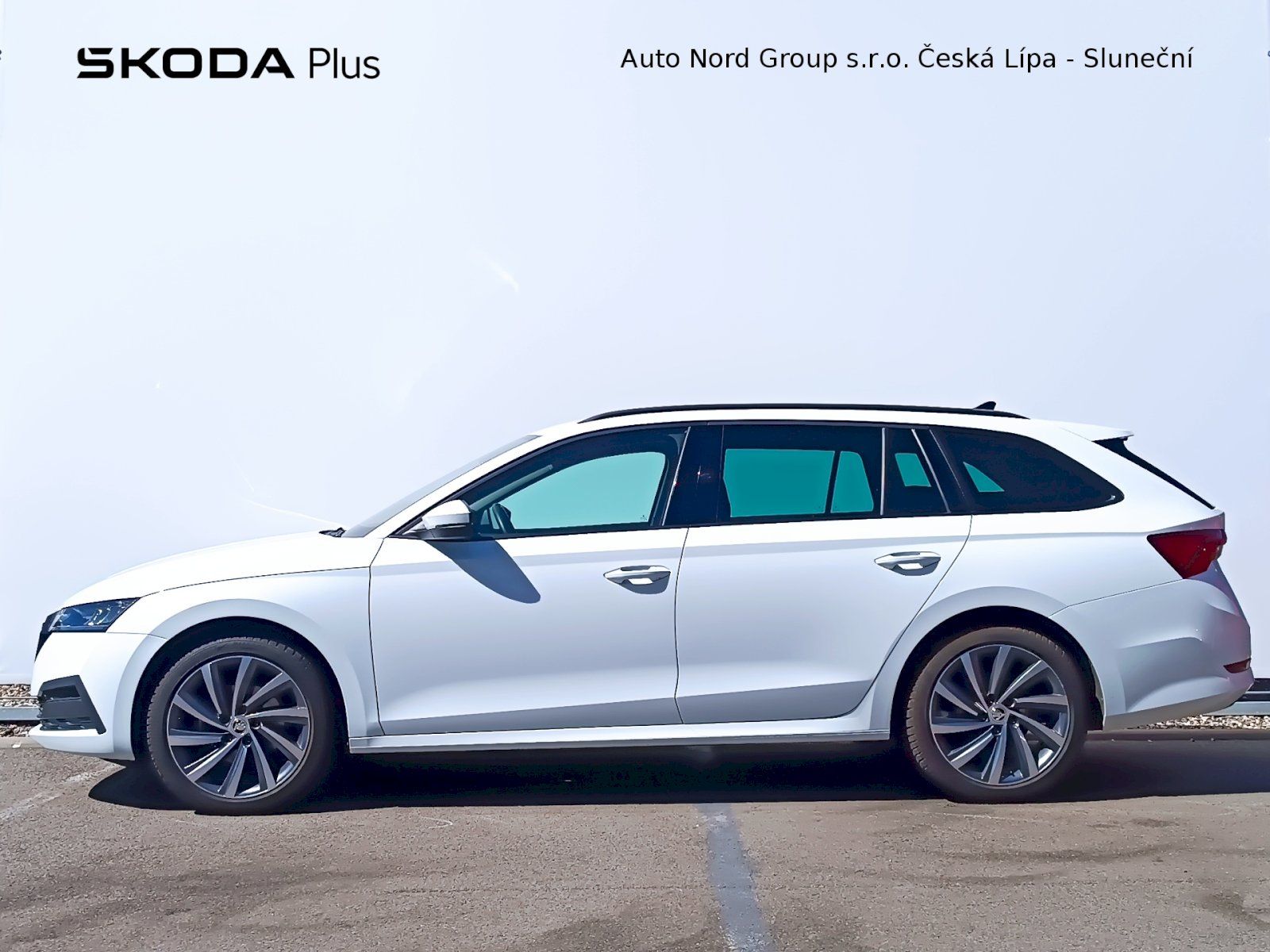 Škoda Octavia, Octavia Amb. Com. 2,0TDi/85kw - fotka 3