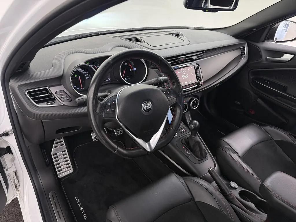 Alfa Romeo Giulietta, 1.4T Aut. 125kW VELOCE - fotka 3