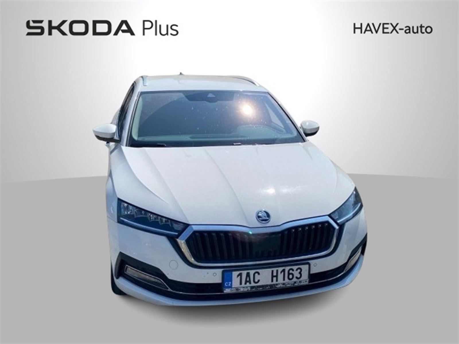 Škoda Octavia, Combi 2.0 TDI DSG Style - fotka 3