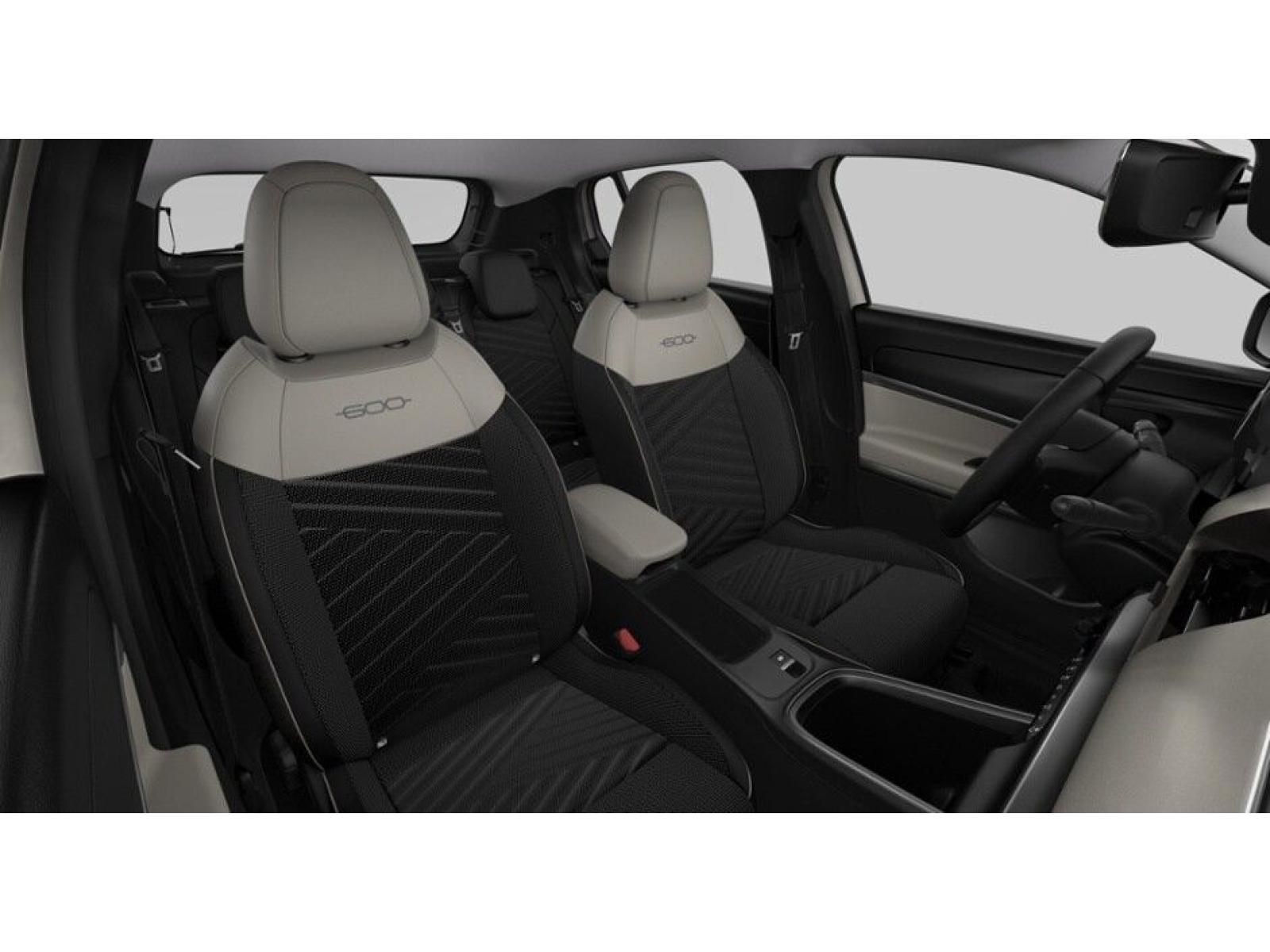 Fiat 600, 1.2 Turbo Hybrid 145k MHEV - fotka 5