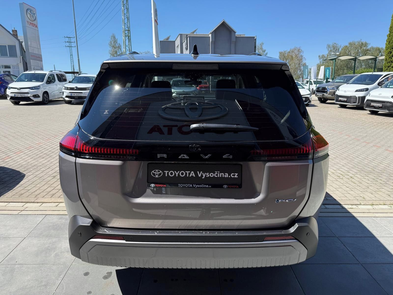 Toyota Rav4, 2.5PHEV 4x4 309PS Executive - fotka 6