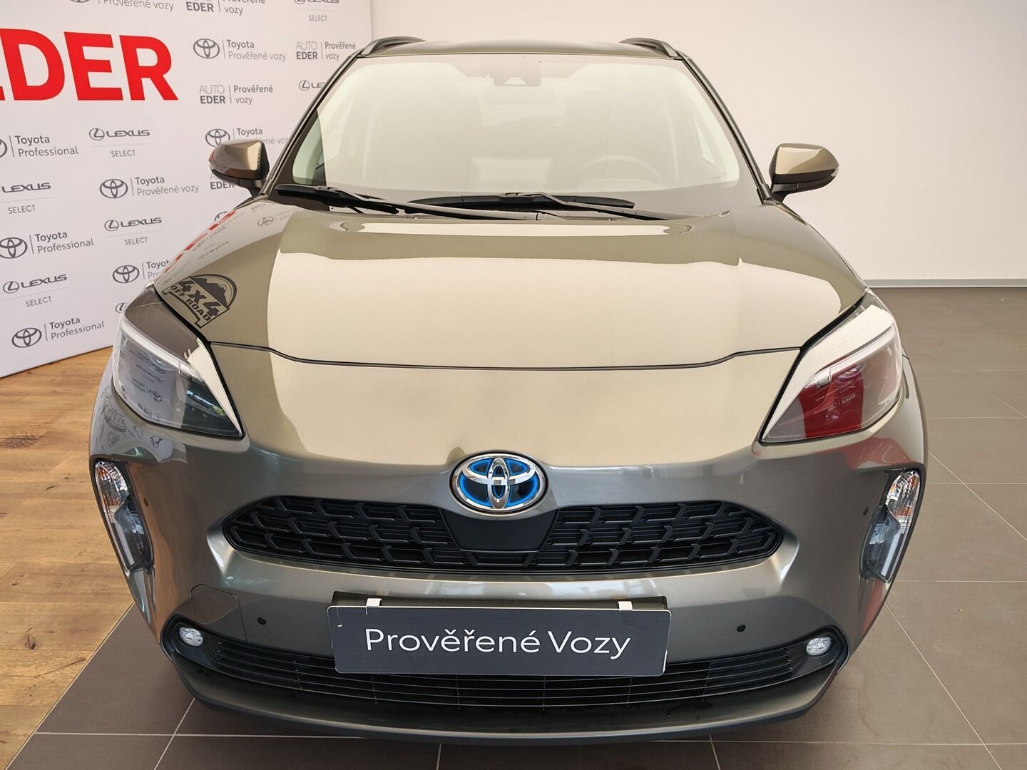 Toyota Yaris Cross, 1.5 Hybrid eCVT AWD Comfort - fotka 2