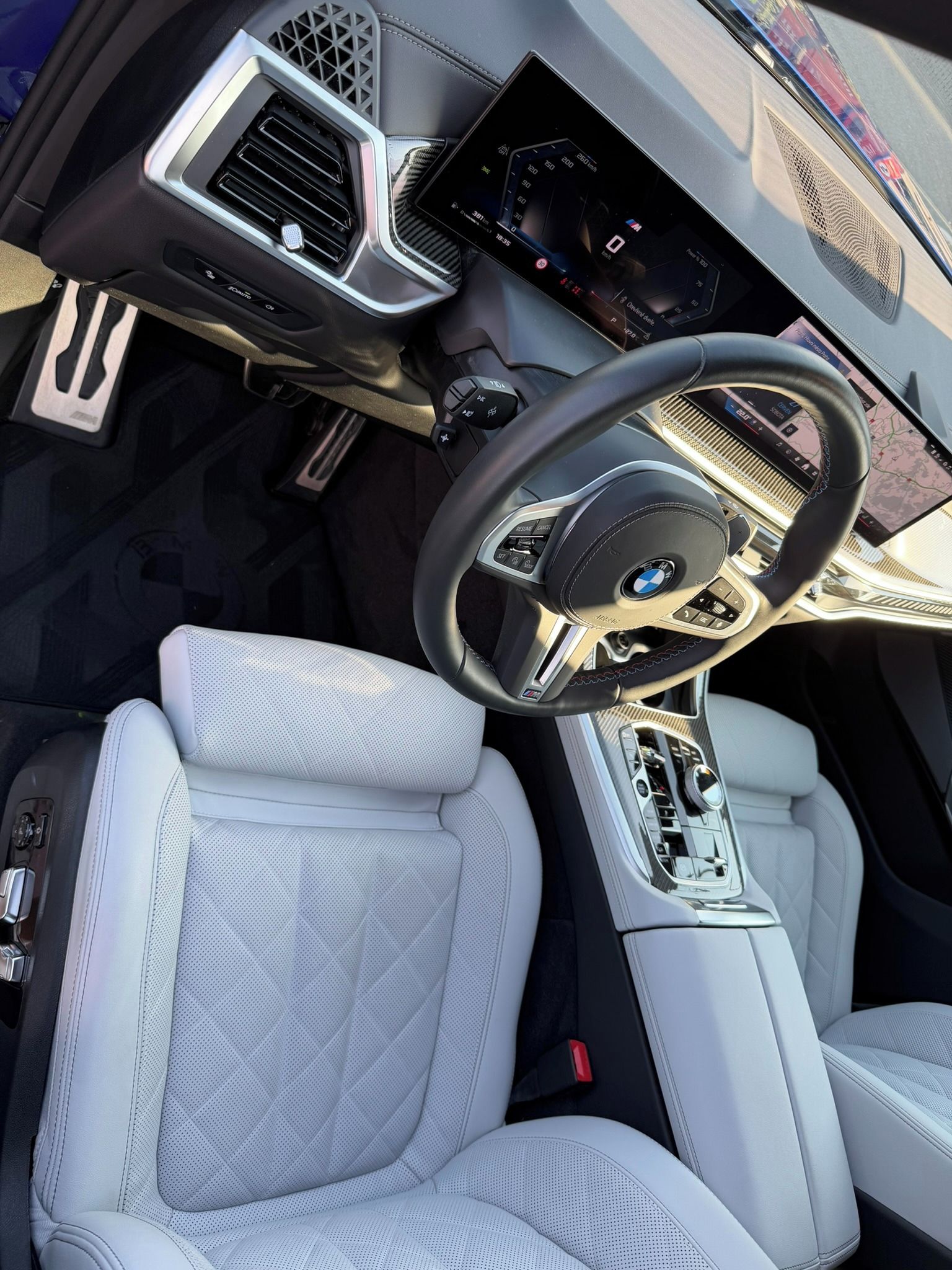BMW X5, BMW X5 M60i xDrive - fotka 4