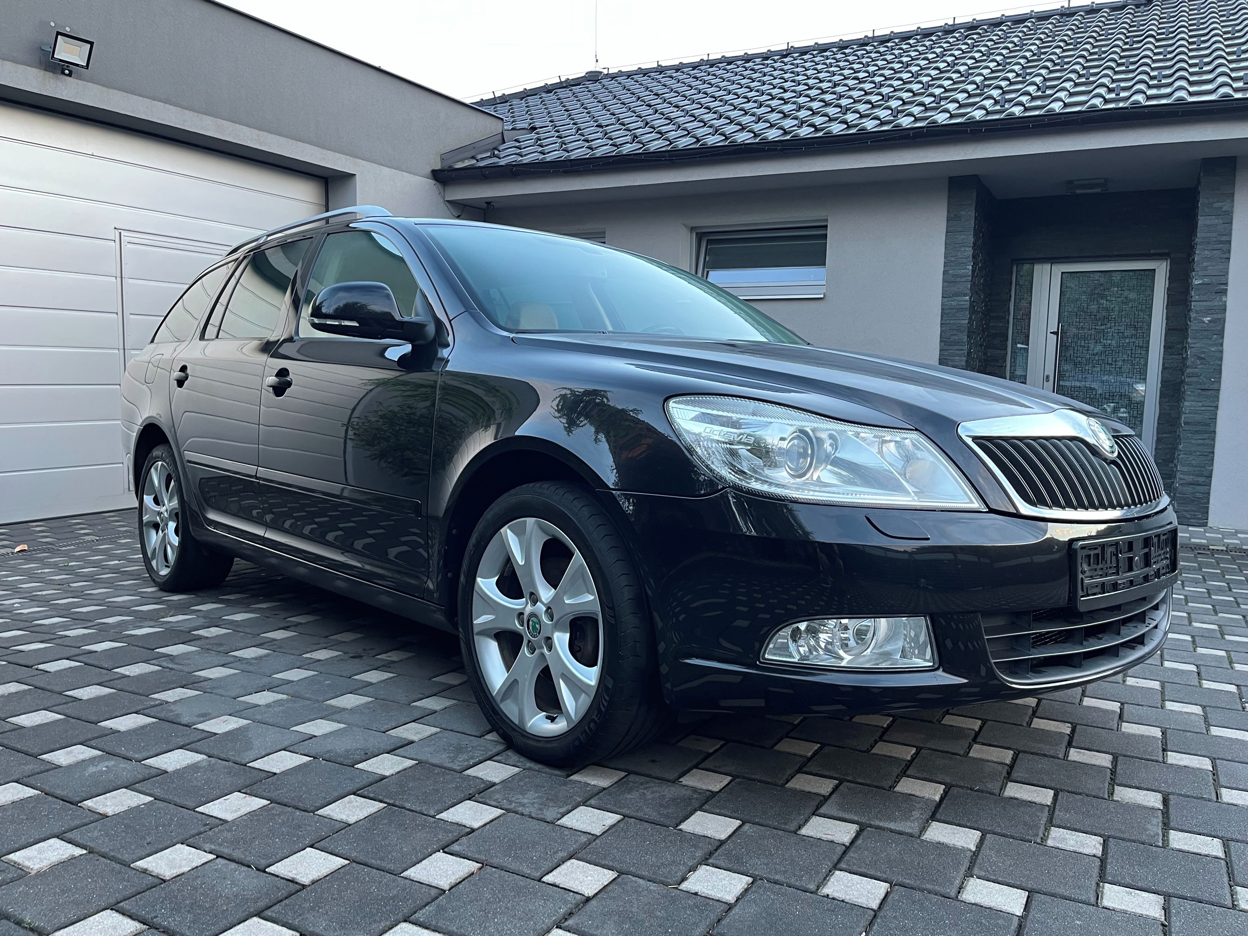 Škoda Octavia, 1.8 TFSI 118kw Elegance - fotka 3