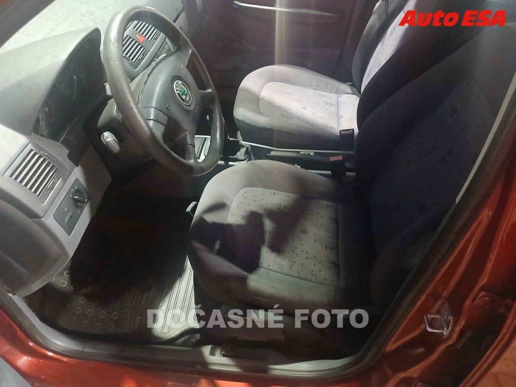 Škoda Fabia, 1.4i,ČR - fotka 3
