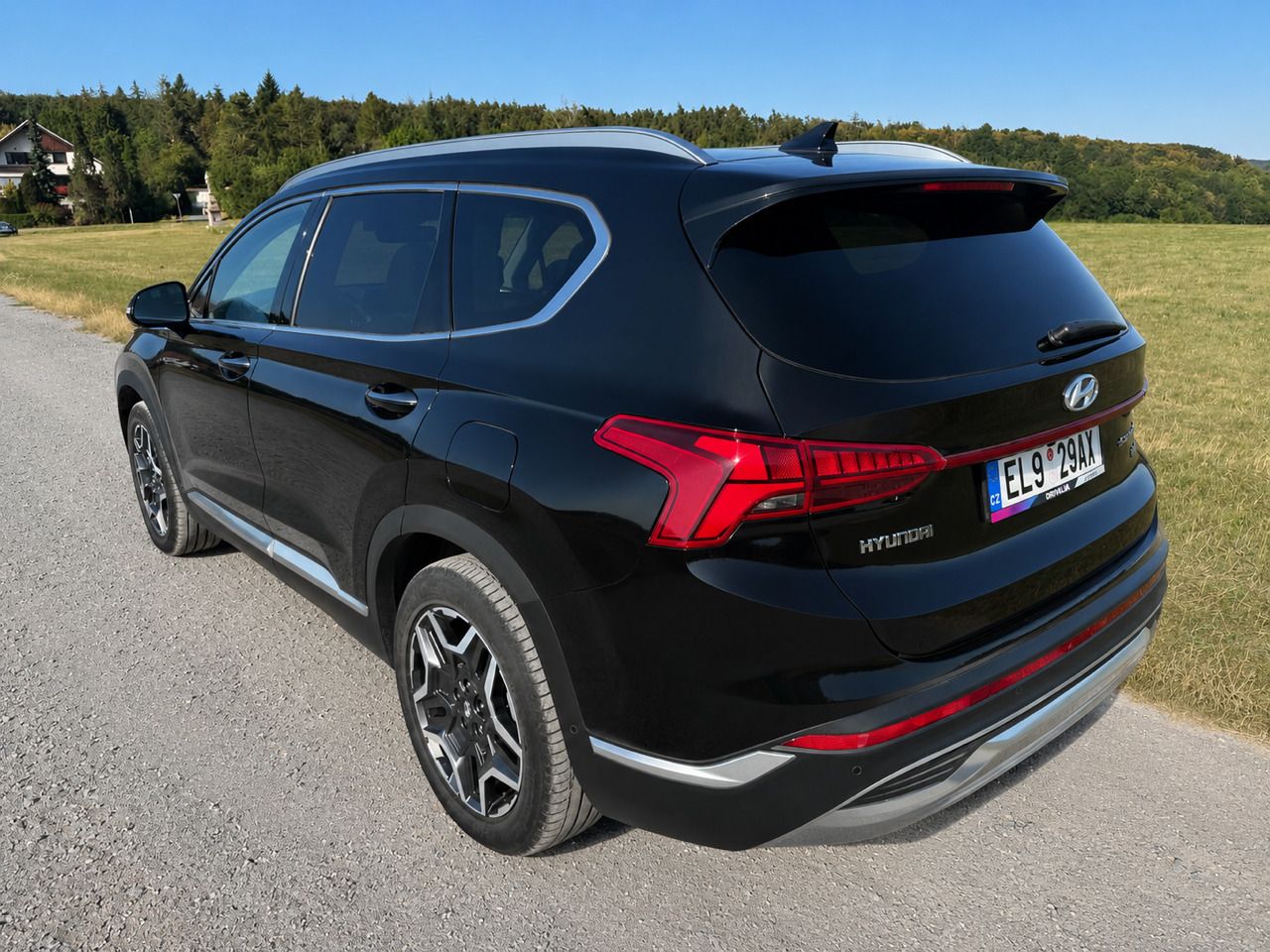 Hyundai Santa Fe, 1.6T-GDi PHEV 4x4 MAX. VÝB. ČR - fotka 4
