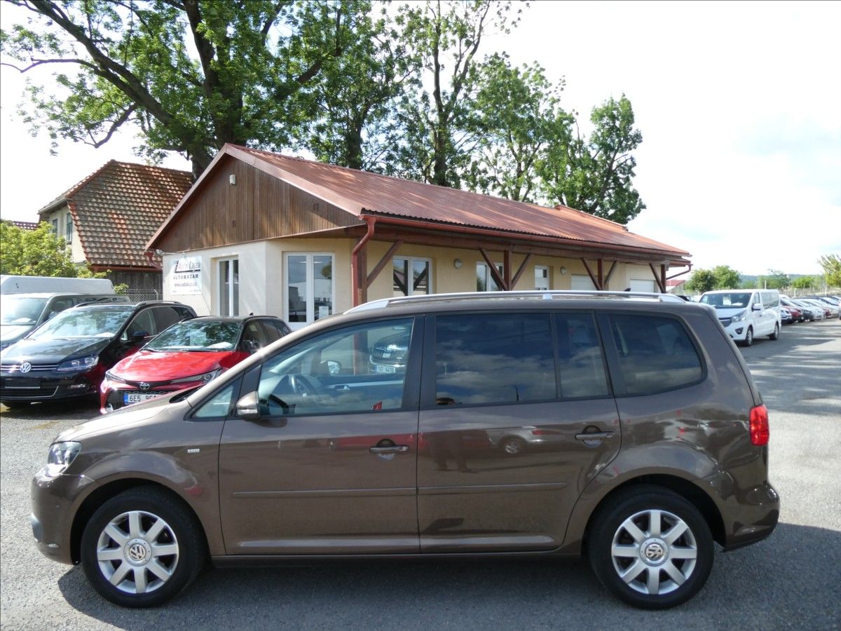 Volkswagen Touran, 1,6 TDi 77kW CUP,7.míst,naviga - fotka 6