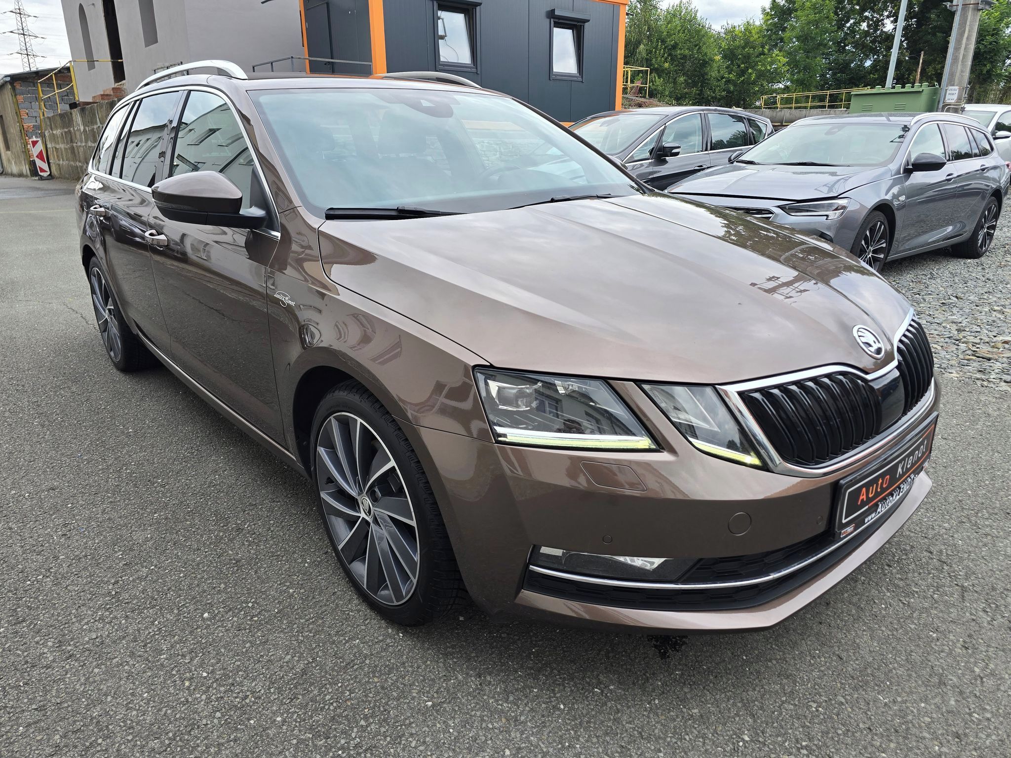 Škoda Octavia, 2.0TSi 140kW DSG L&K 4x4 KŮŽE - fotka 2