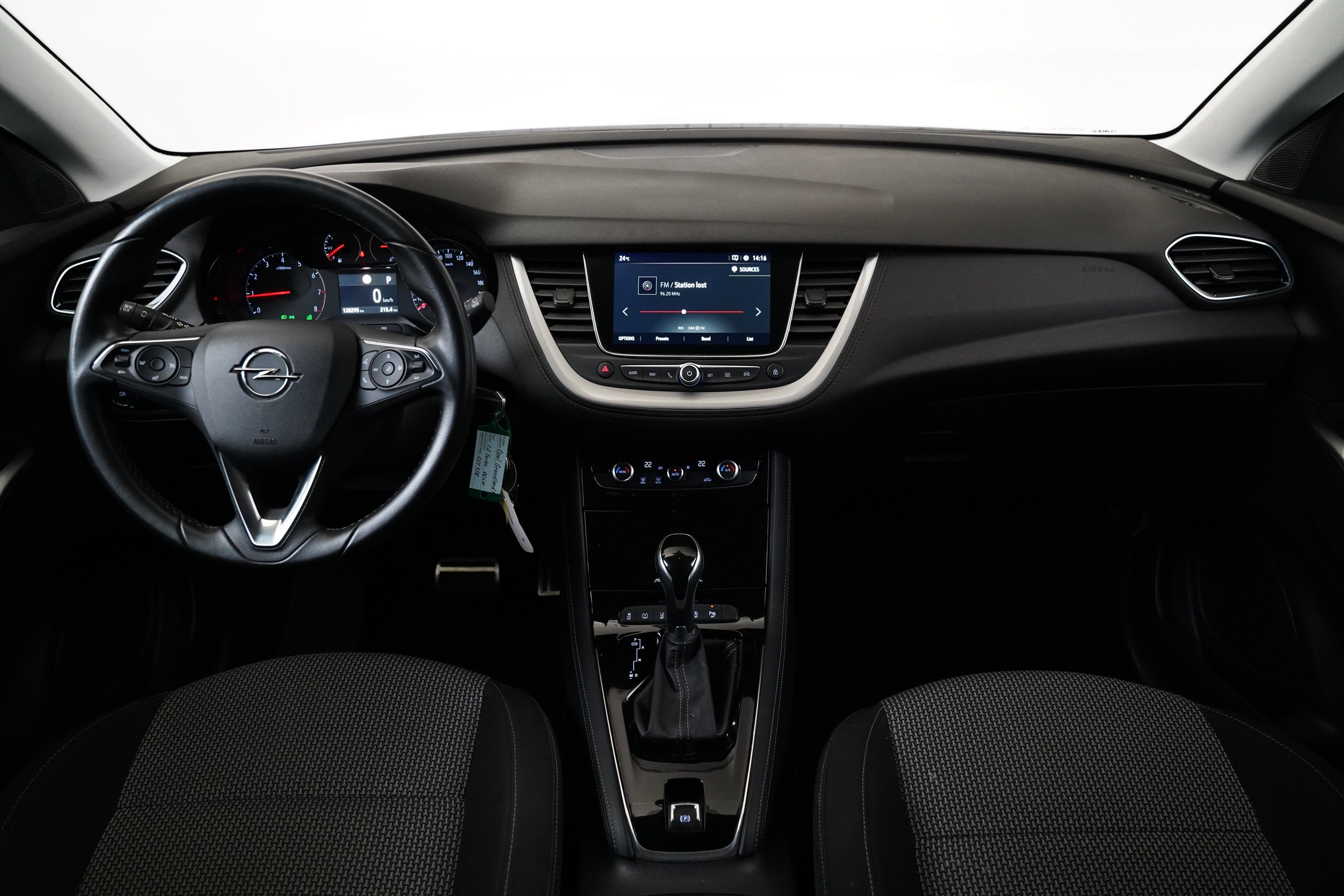 Opel Grandland X, 1.2 Turbo 96 kW Edition - fotka 5