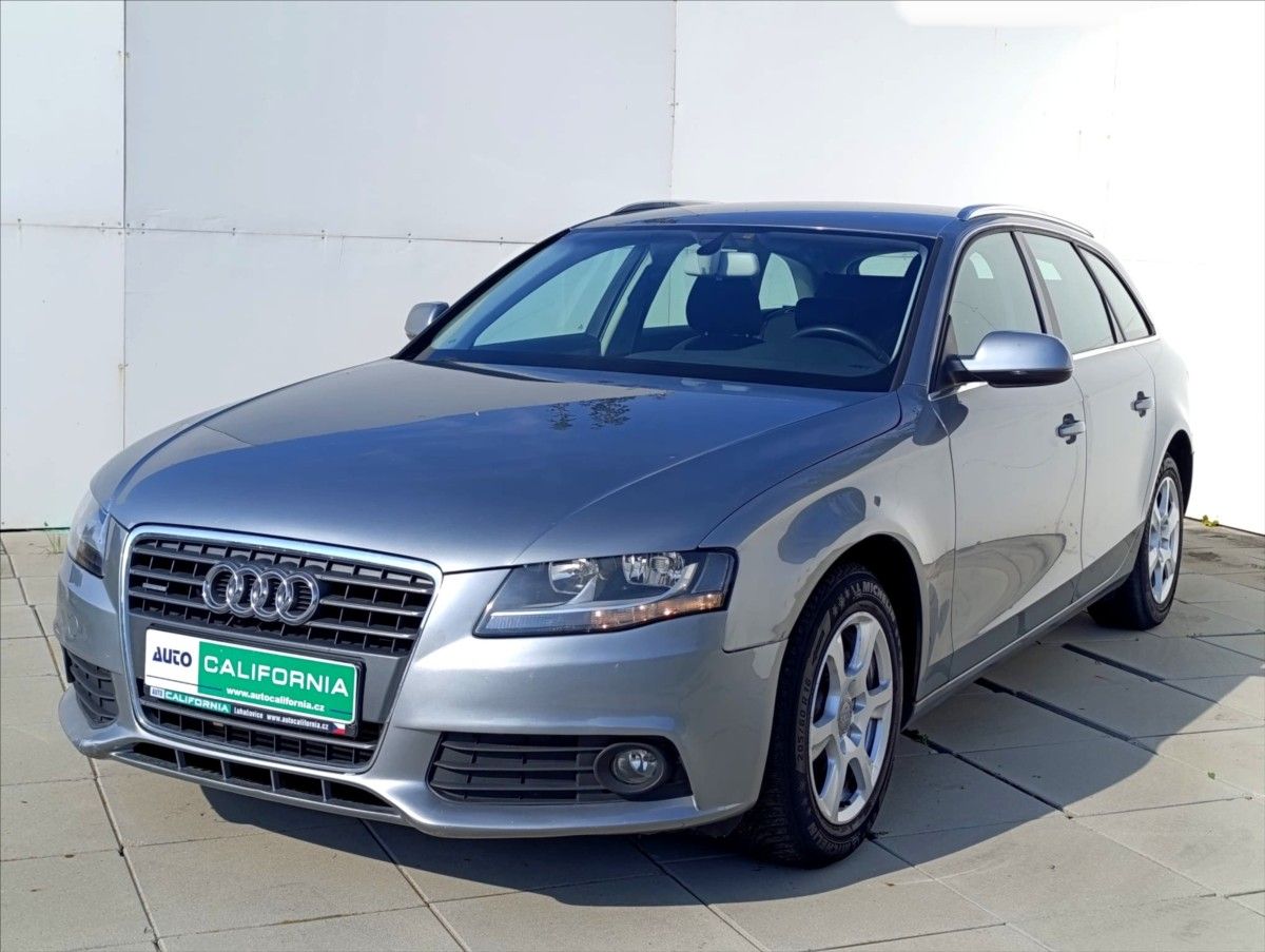 Audi A4 Avant, 2,0 TDi Quattro Aut. Klima - fotka 2