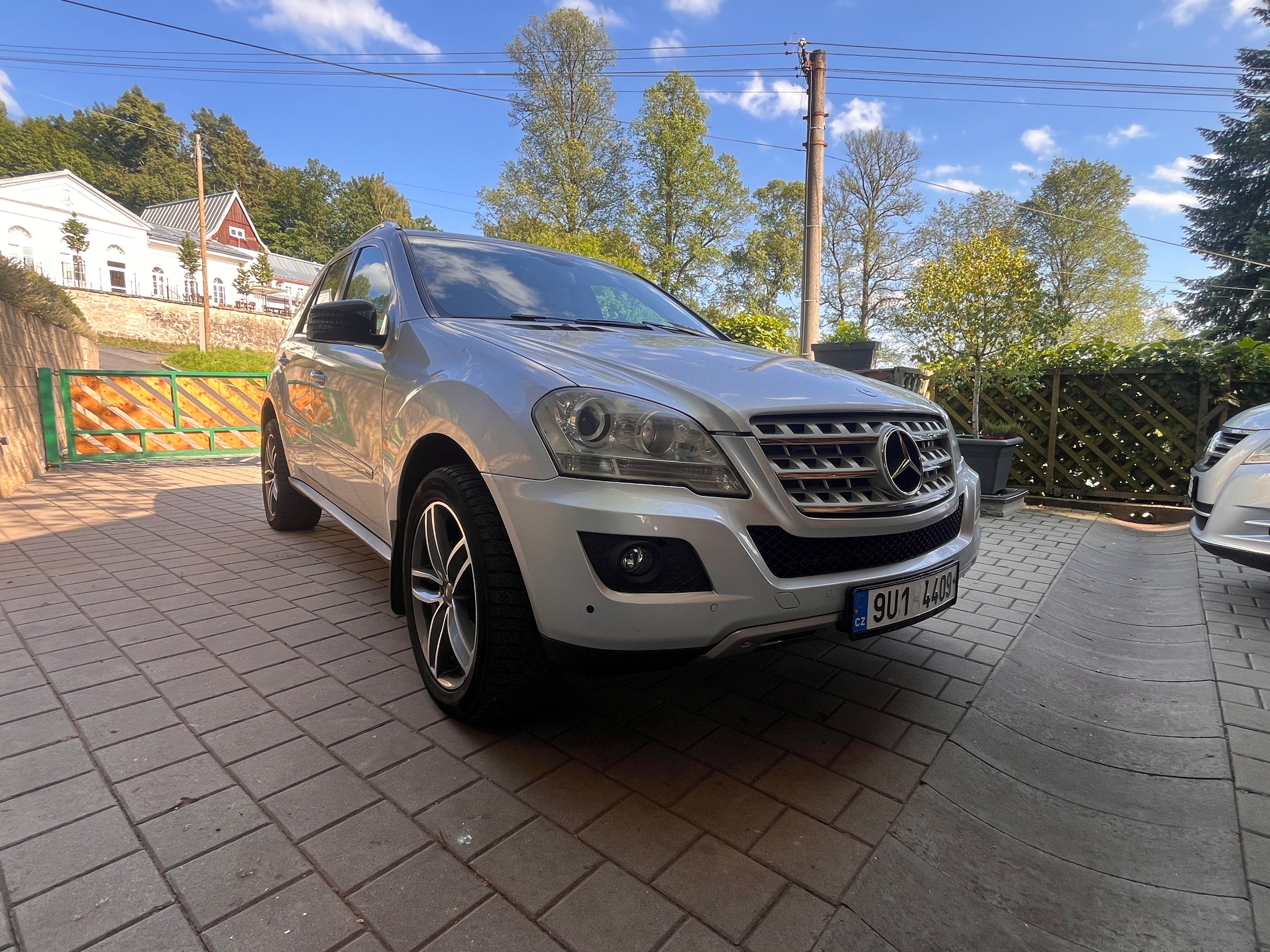 Mercedes-Benz ML, Mercedes-Benz ML 350 CDI 4MATI