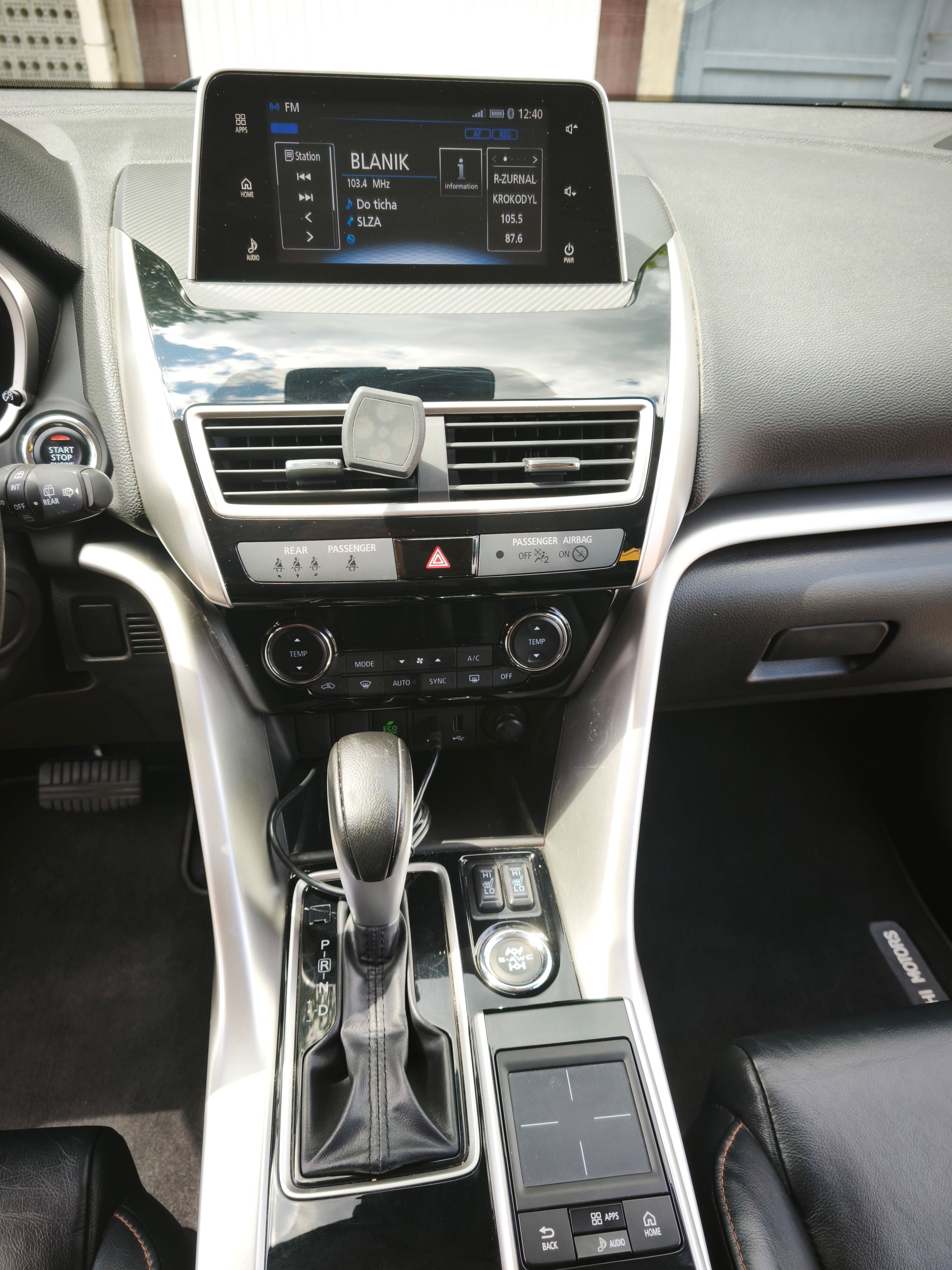 Mitsubishi Eclipse Cross, 1,5 2018, 4x4,tažné,1.majit - fotka 4