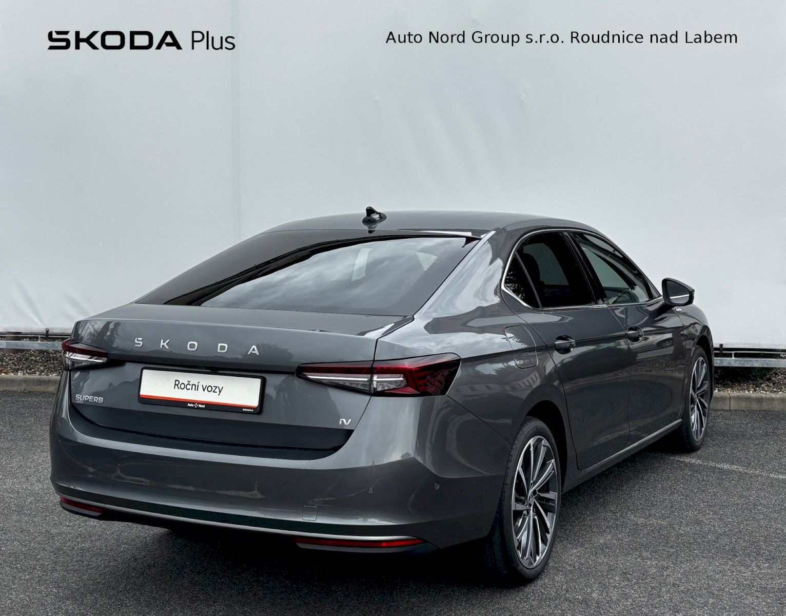 Škoda Superb, Laurin & Klement 1.5 TSI iV / - fotka 2