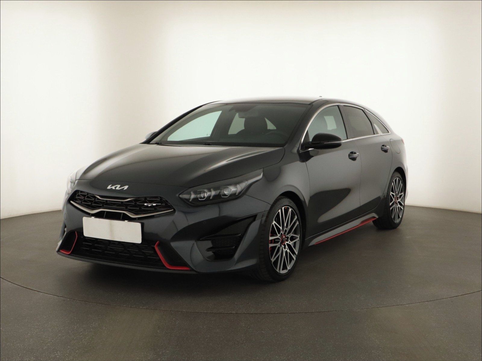 Kia ProCeed, GT 1.6 T-GDI, Automat, ČR - fotka 2