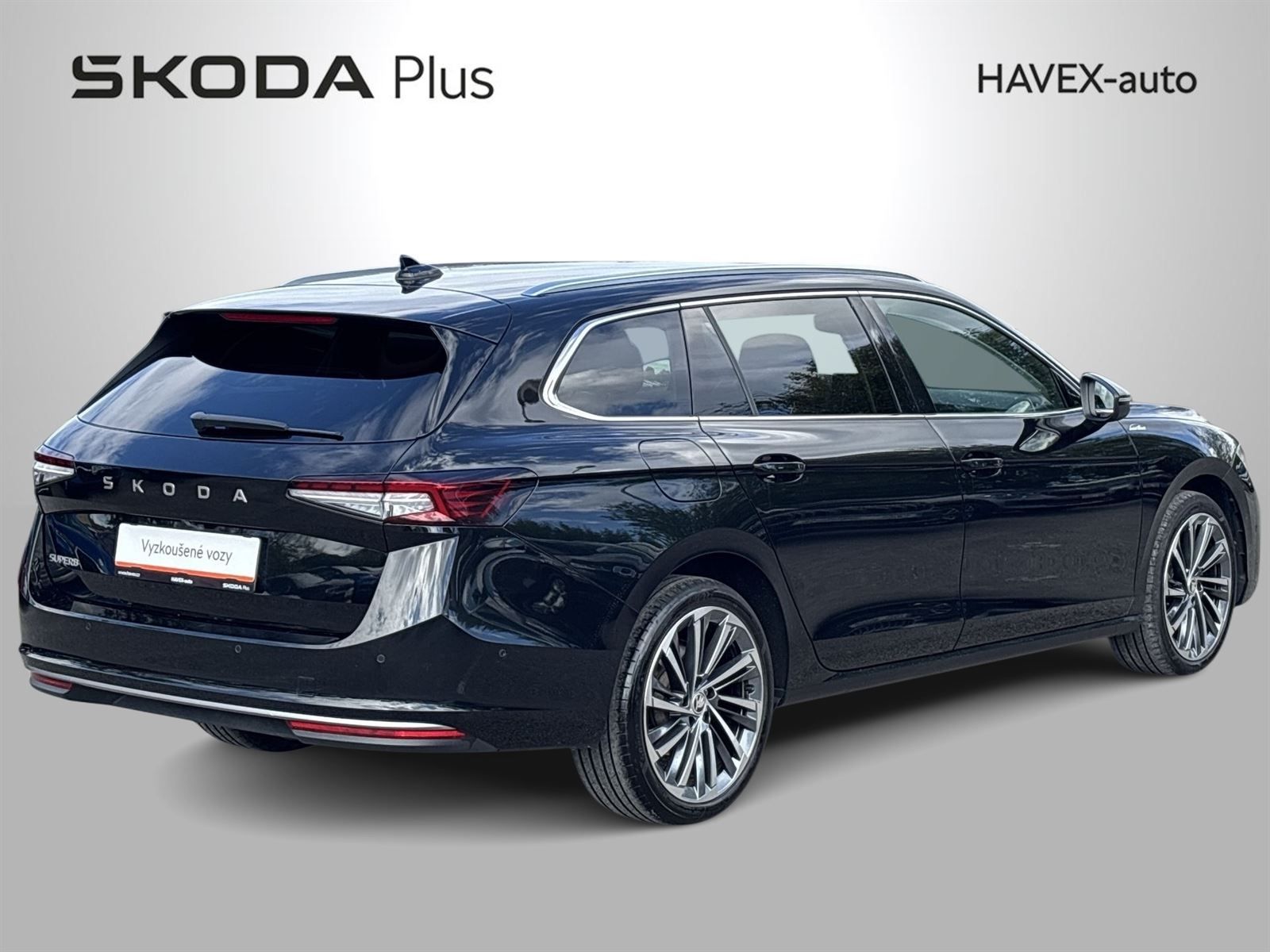 Škoda Superb, Combi 2.0 TDI DSG L&K - fotka 2